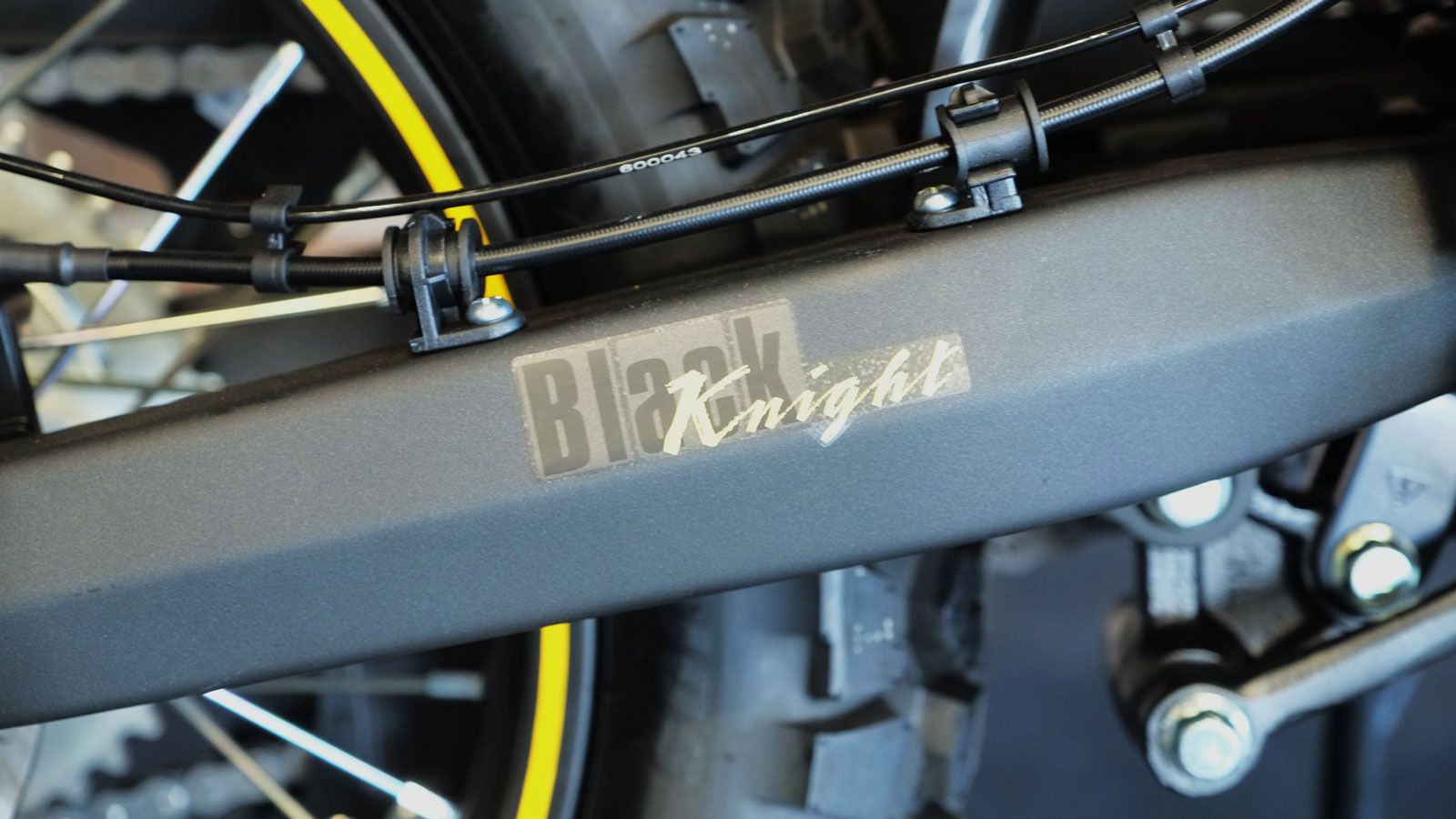 Voge 300 rally Black Knight