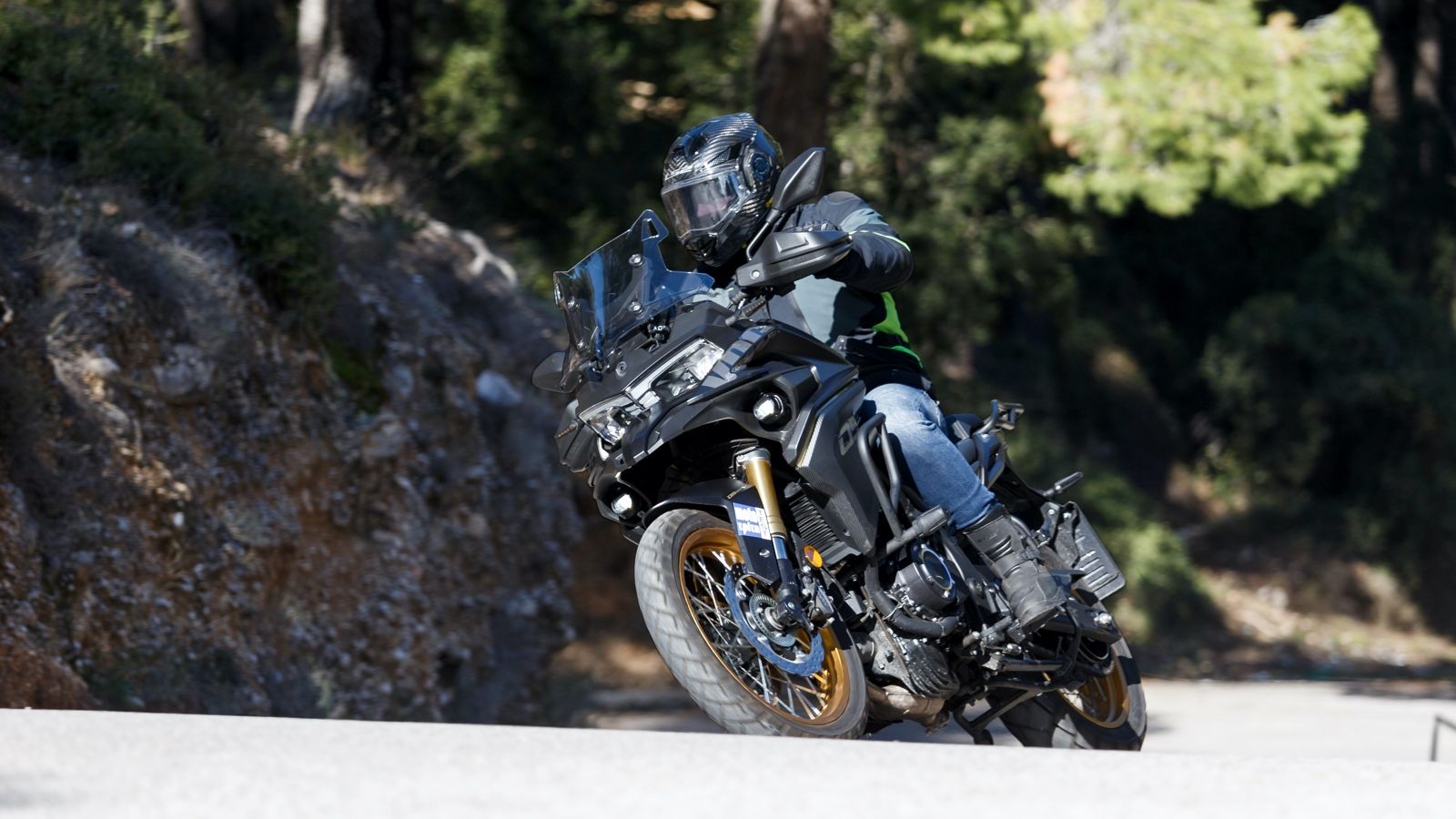 Voge DS525X Black Knight - Test