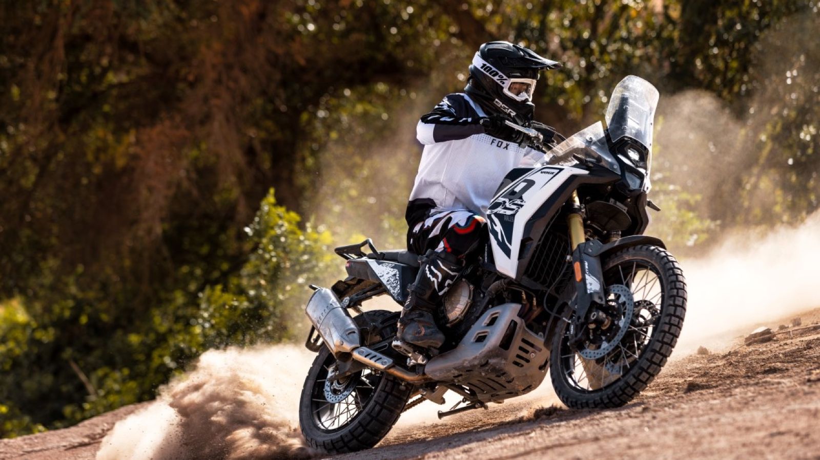 Voge DS800 Rally: Νέα δικύλινδρη adventure με 94 ίππους & 24l ρεζερβουάρ