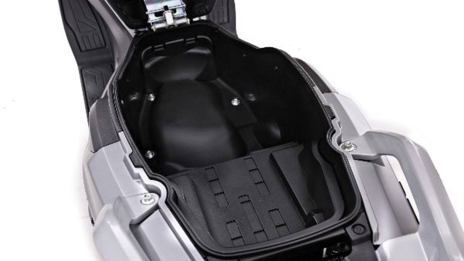 VOGE SR1: Με εξοπλισμό ανώτερης κατηγορίας και χαμηλή κατανάλωση