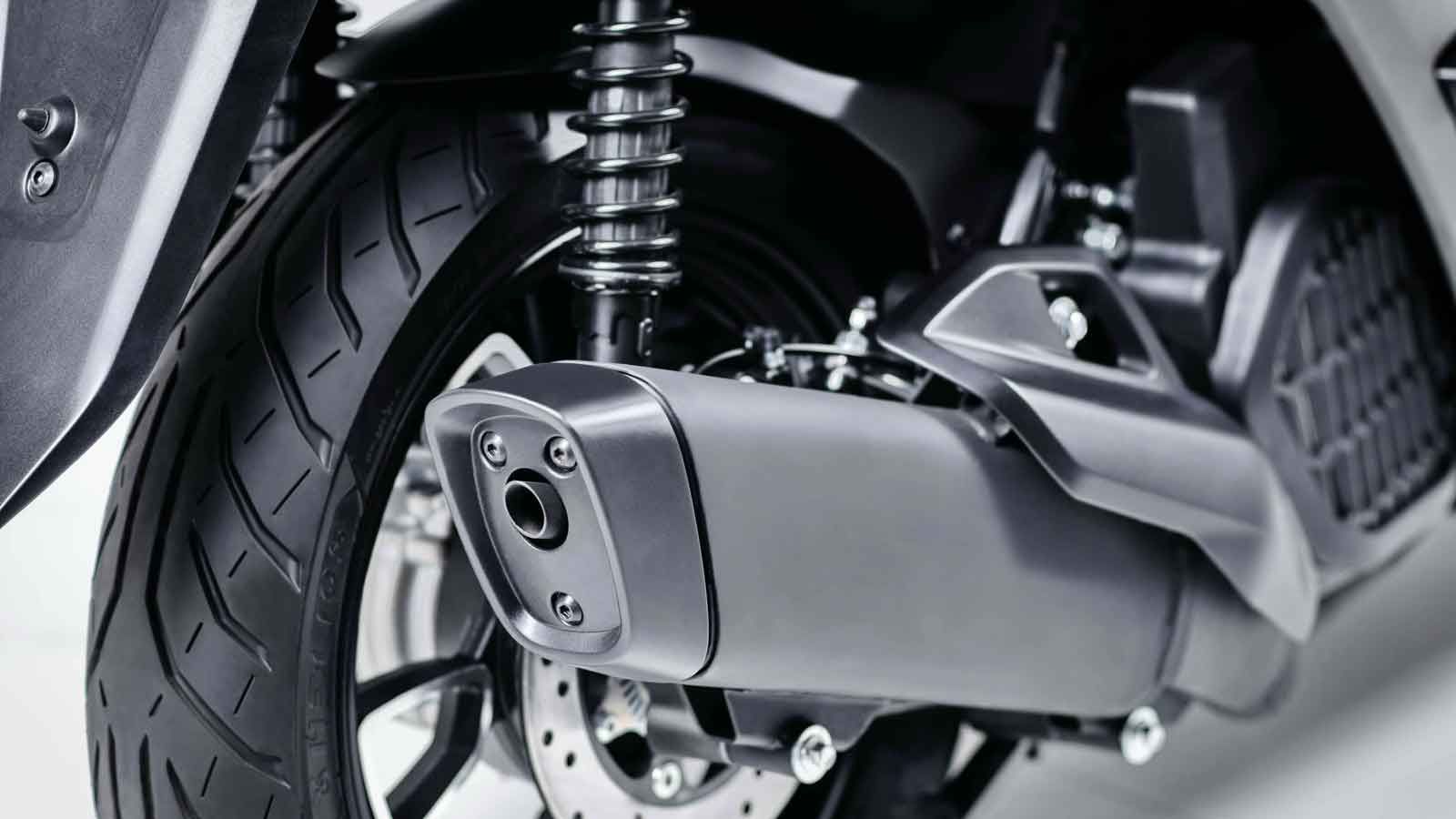 Voge SR16 ACC  με νέες προσθήκες στον εξοπλισμό του