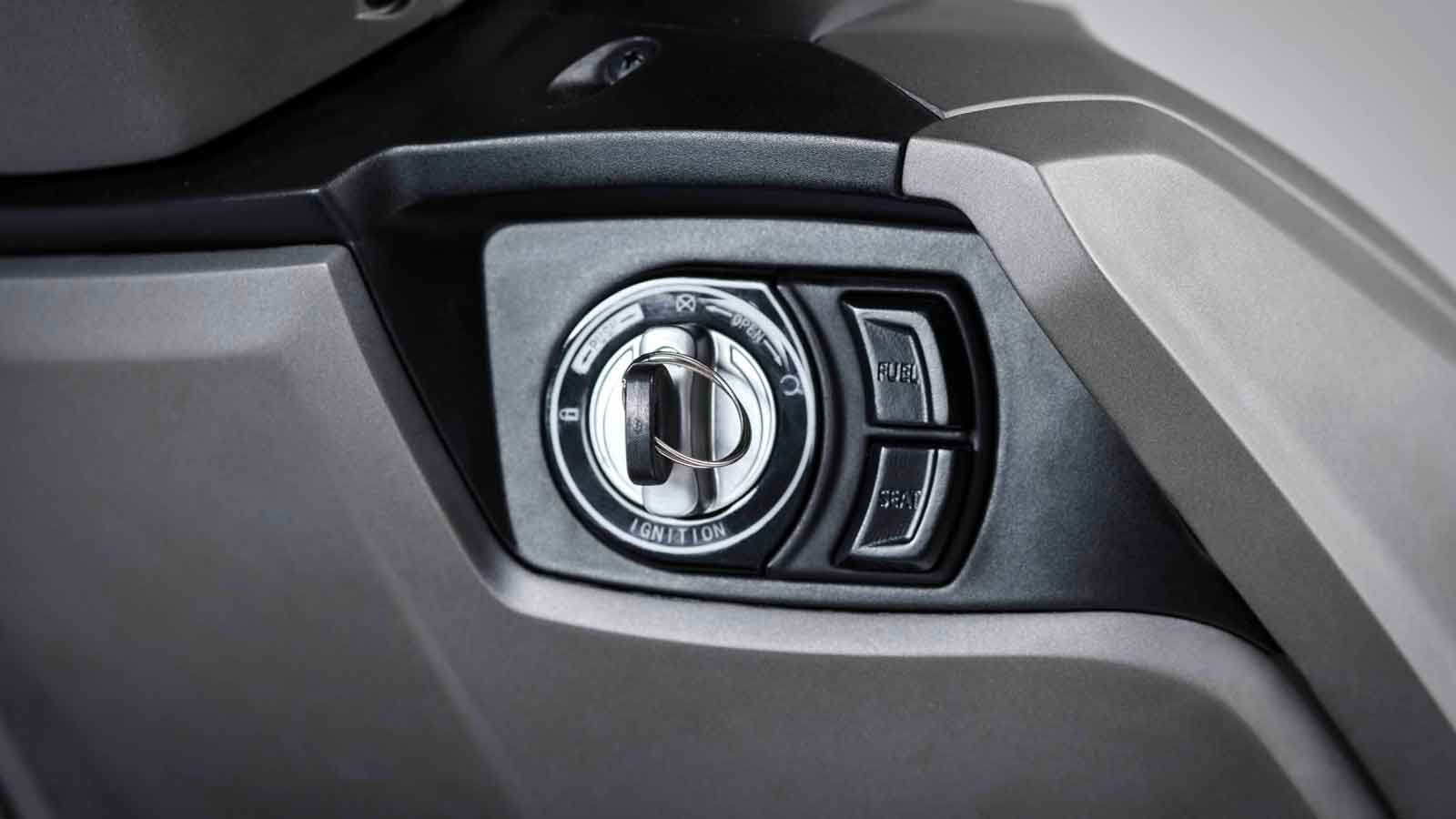 Voge SR16 ACC  με νέες προσθήκες στον εξοπλισμό του