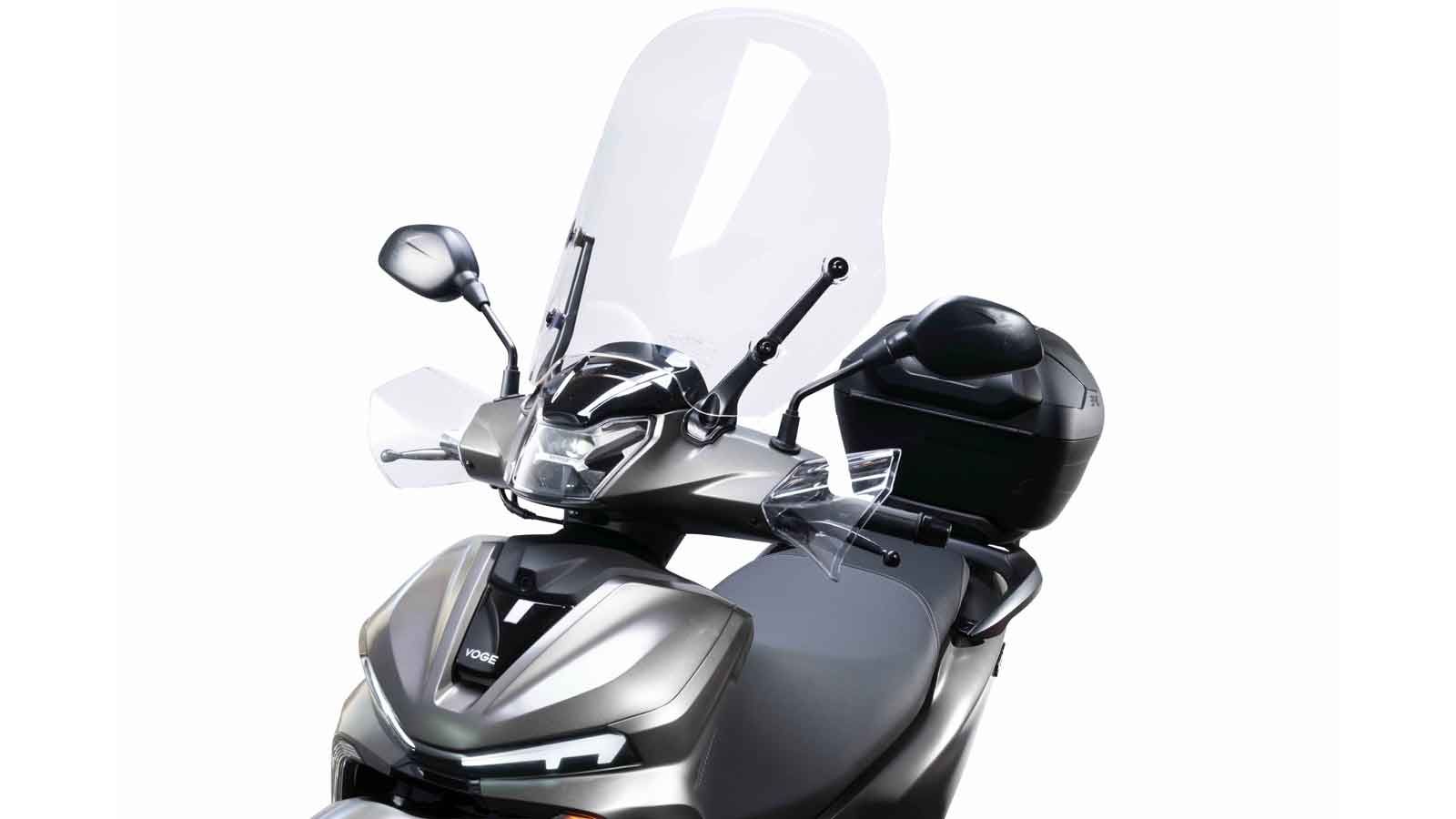 Voge SR16 ACC  με νέες προσθήκες στον εξοπλισμό του