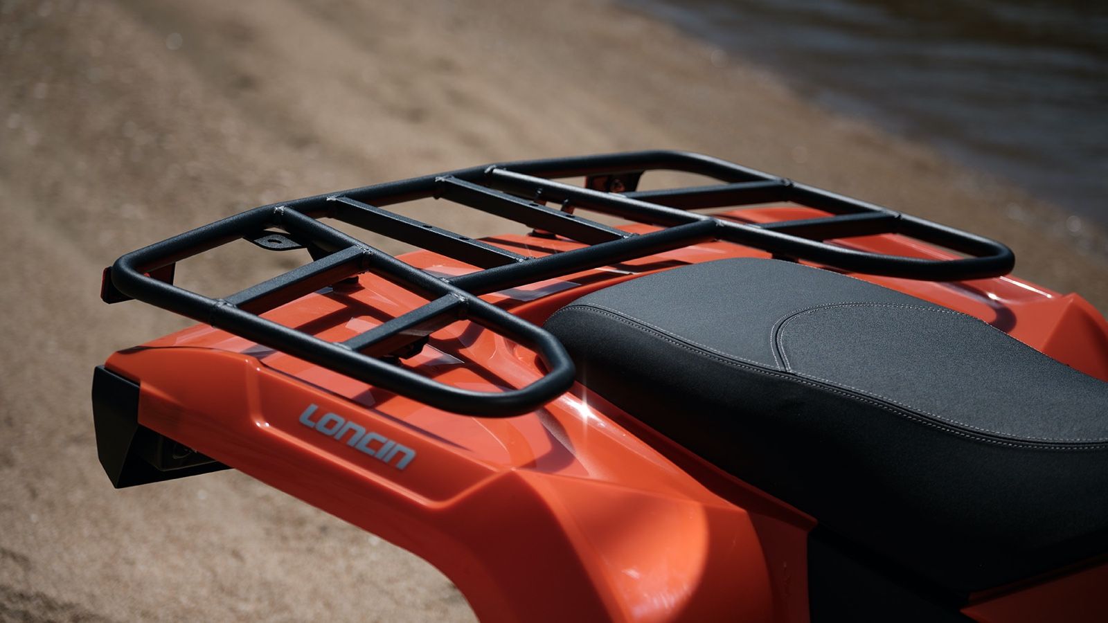 Voge X-Wolf 300: Ένας λύκος παντός εδάφους με διπλή σχάρα, κοτσαδόρο και Euro5+