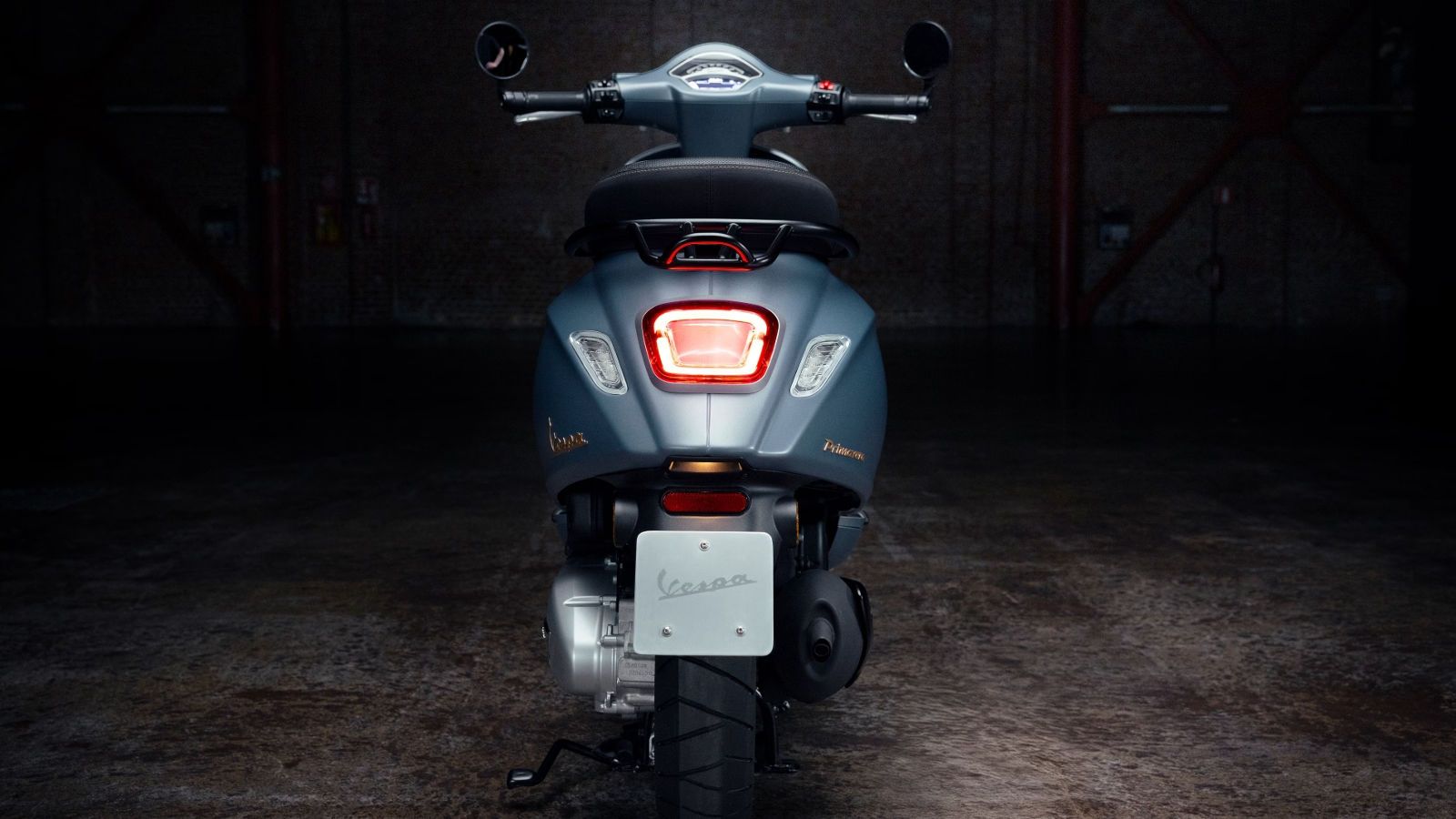 Vespa Officina 8: Διαθέσιμη η πιο αυθεντική Vespa στην Piaggio Παπαλεξανδράκης