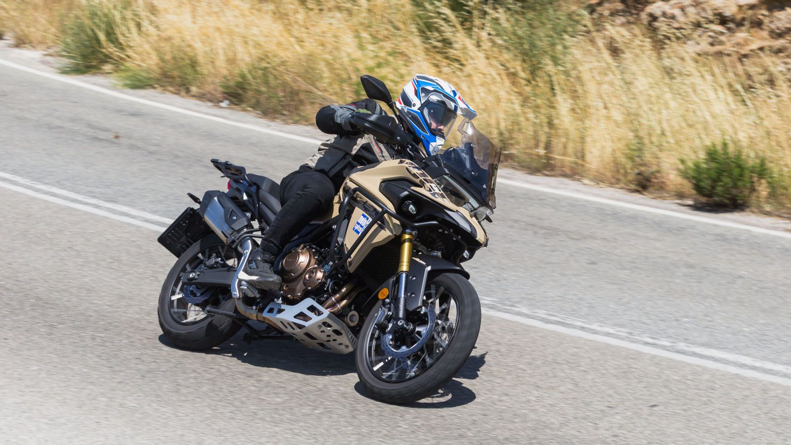 H DS 625X δεν είναι απλά μια υπερκυβισμένη έκδοση του 525X, αλλά πρακτικά μια νέα σελίδα στο φιλόδοξο βιβλίο το οποίο έχει αρχίσει να γράφει η Voge.