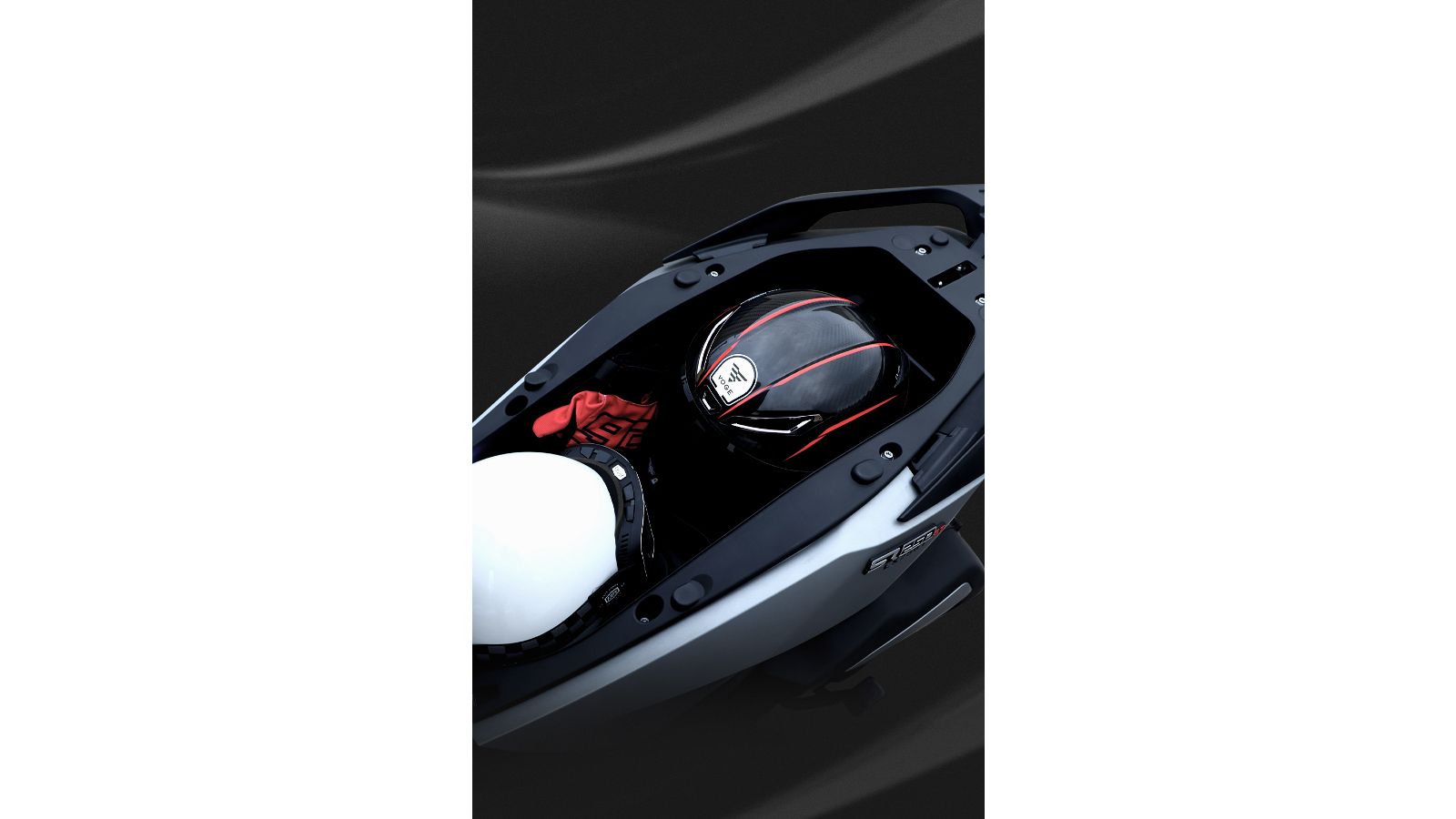 Voge SR3 2025: Υγρόψυκτος κινητήρας 244cc με 3,5λ/100χλμ μέση κατανάλωση