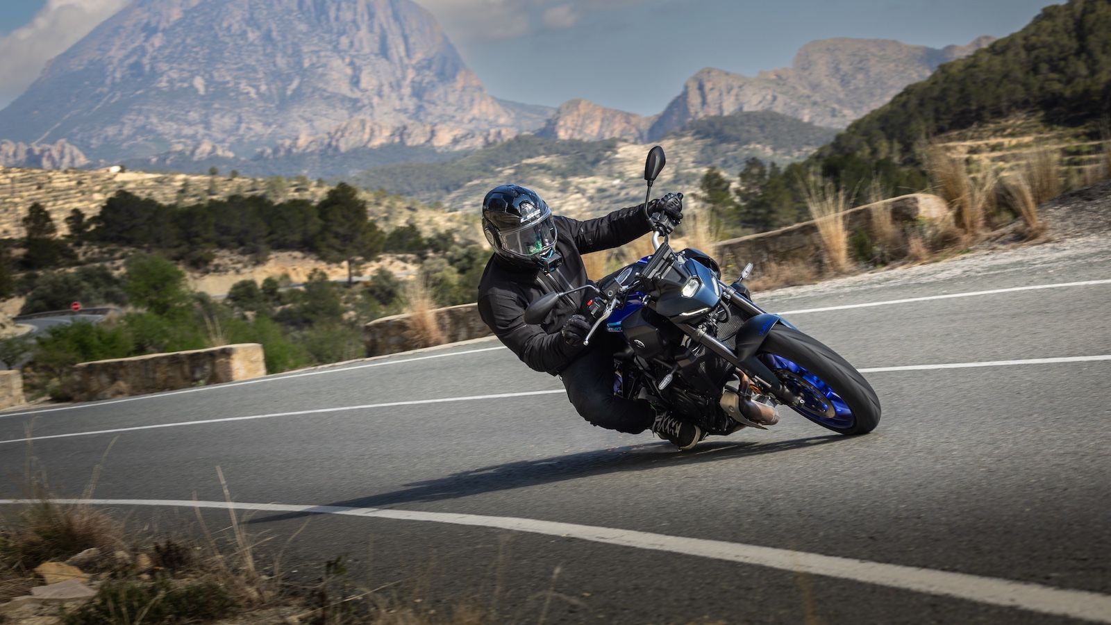 Αποστολή: Yamaha MT-07 & MT-07 Y-AMT 2025