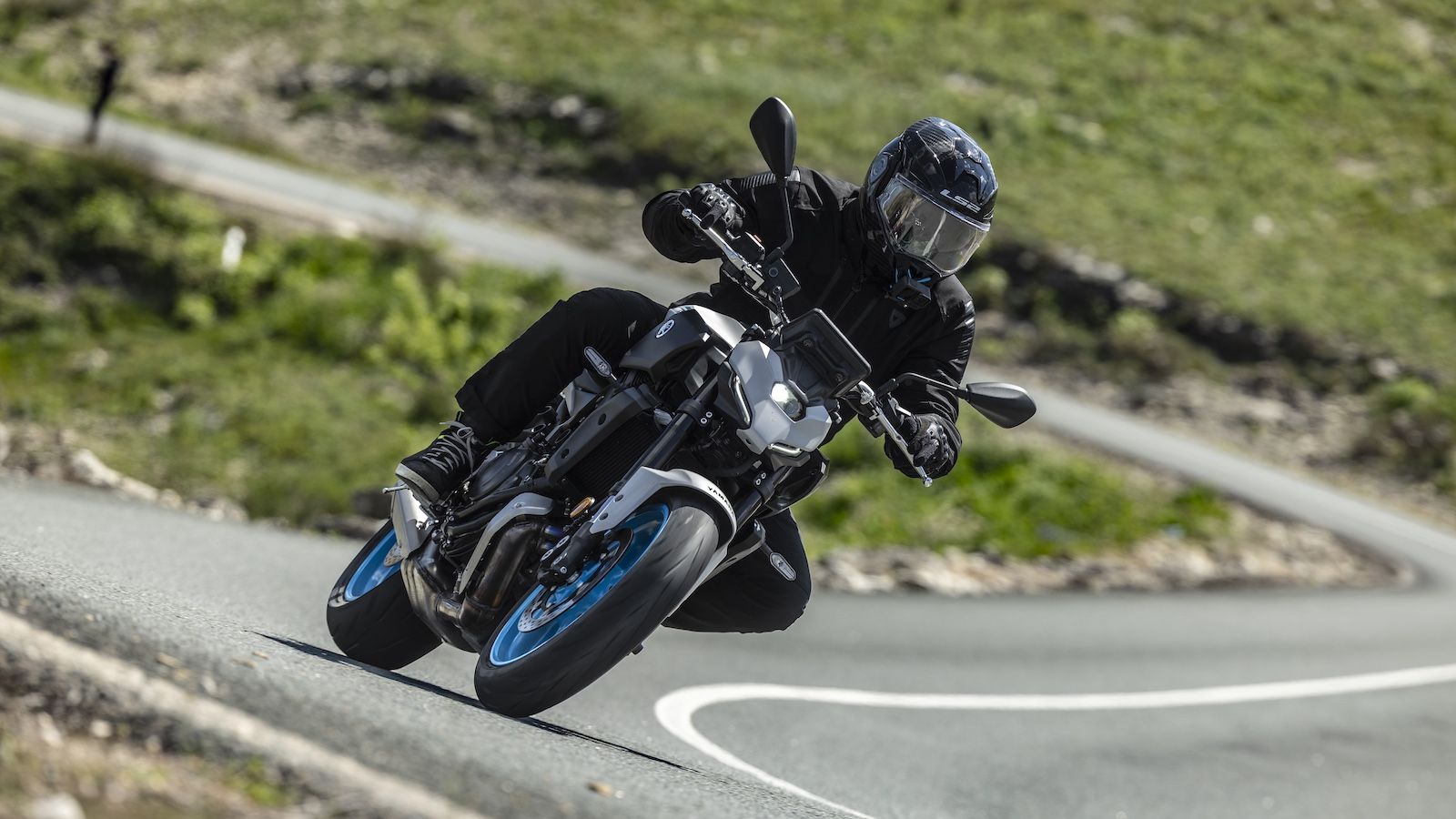 Αποστολή: Yamaha MT-07 & MT-07 Y-AMT 2025