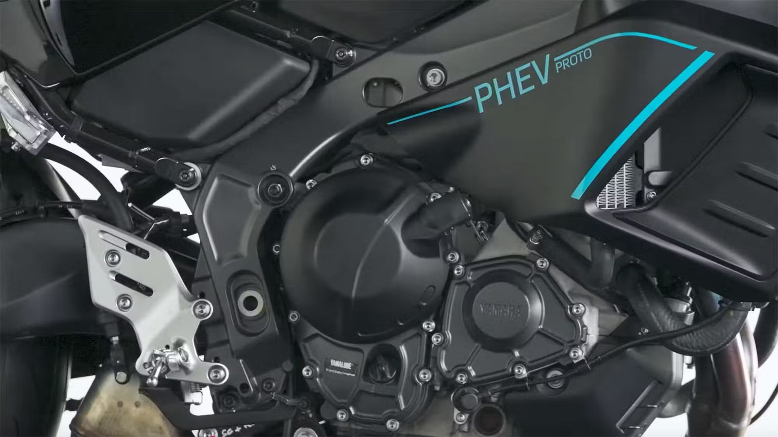 Υβριδική ΜΤ-09 ετοιμάζει η Yamaha (+video)