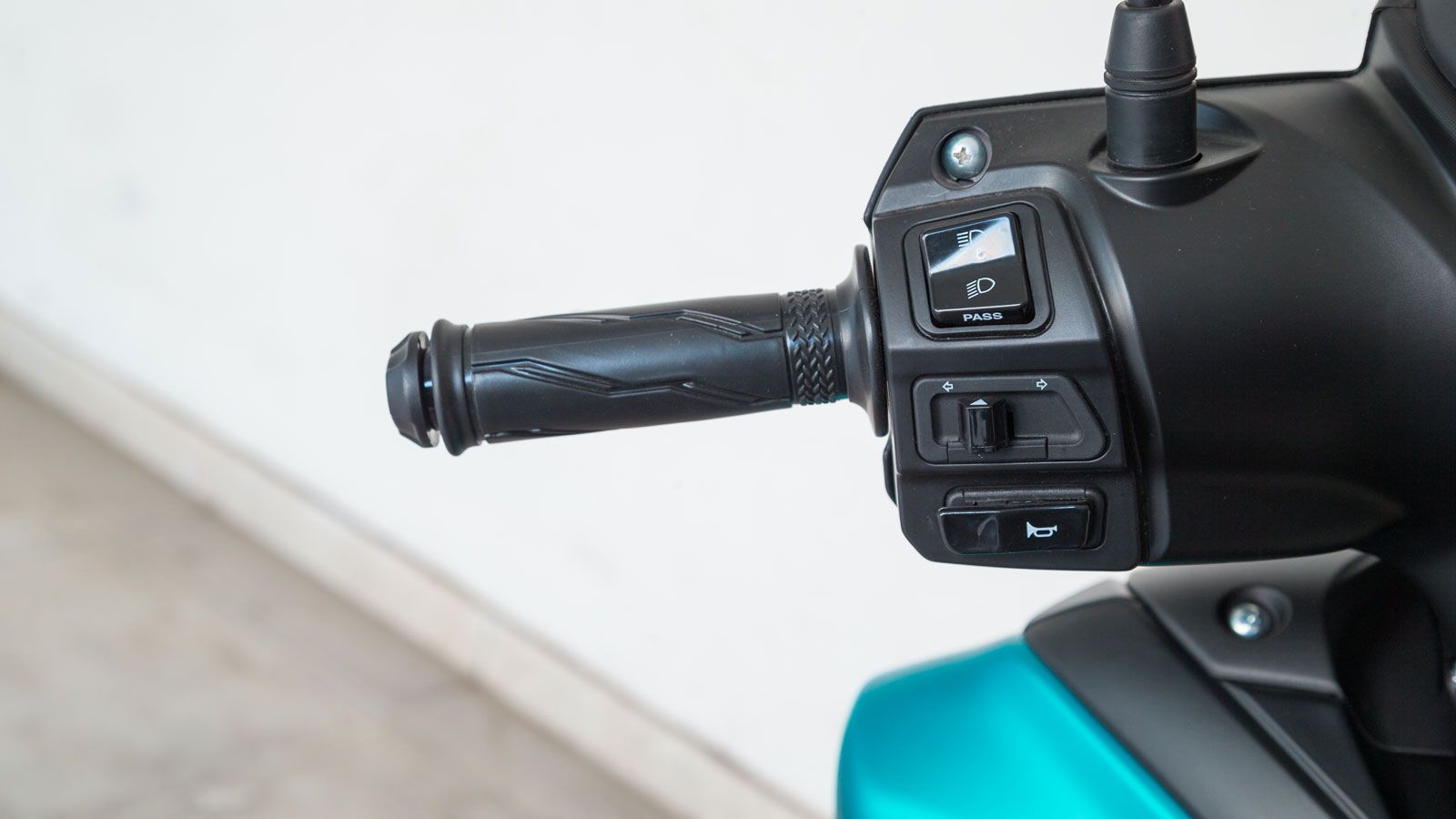 Αριστερός διακόπτης.