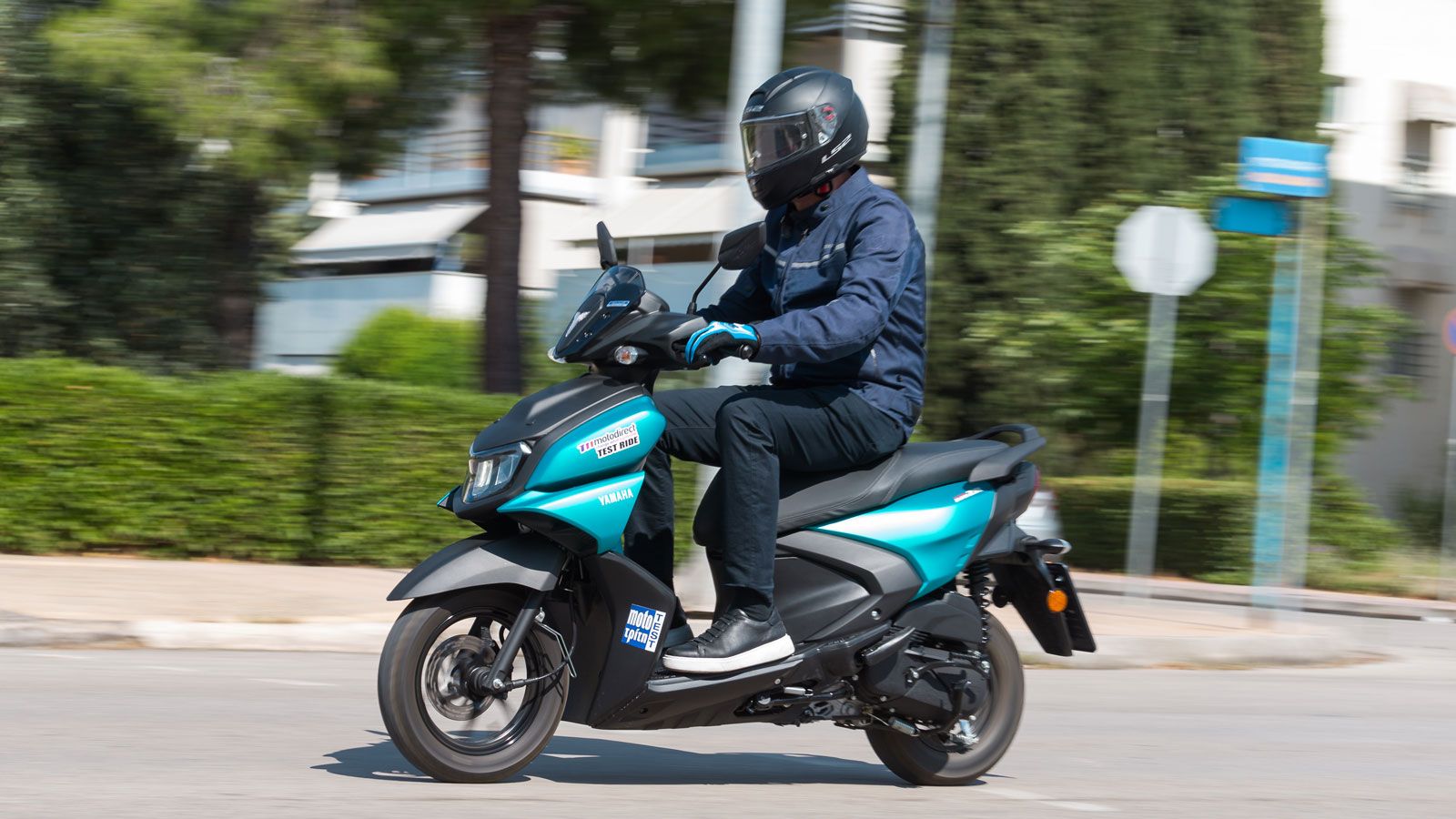 Το Yamaha RayZR 125 2025 είναι το πιο οικονομικό scooter της Yamaha στην κατηγορία των 125cc.