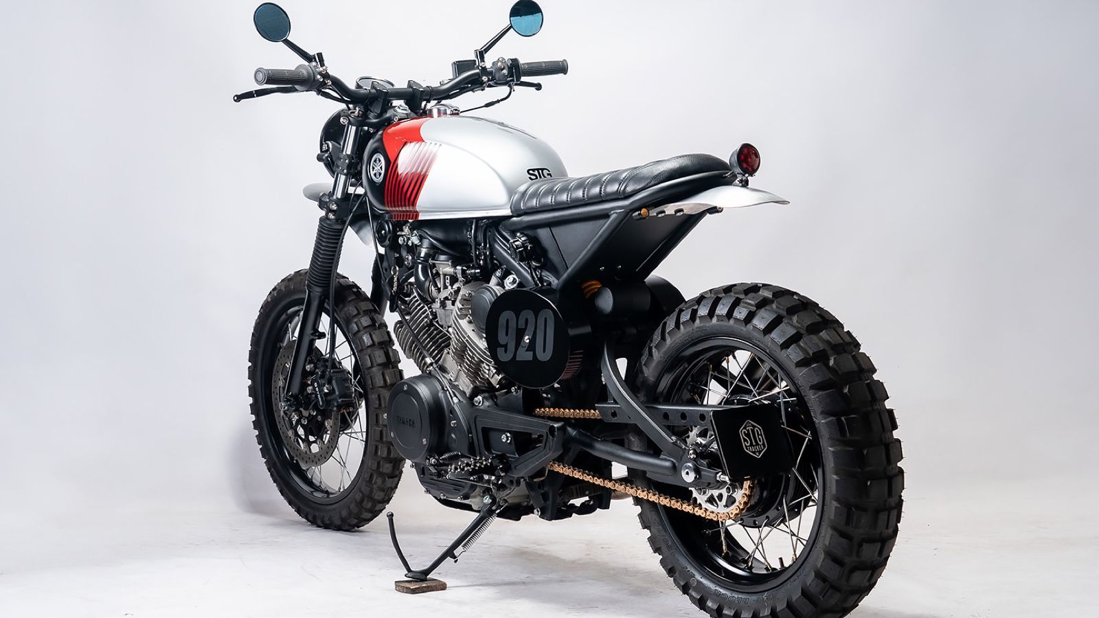 Yamaha STG Tracker: Κι όμως αυτή η scrambler ήταν μια Virago!