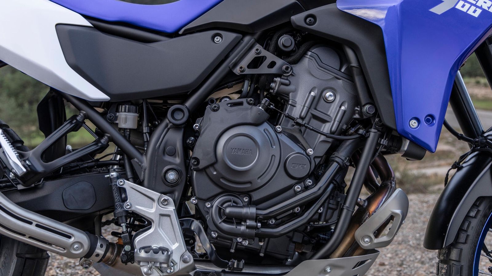 Ο κινητήρας φέρει για το 2025 ηλεκτρονικό γκάζι, δύο προγράμματα οδήγησης και απενεργοποιήσιμο Traction Control.