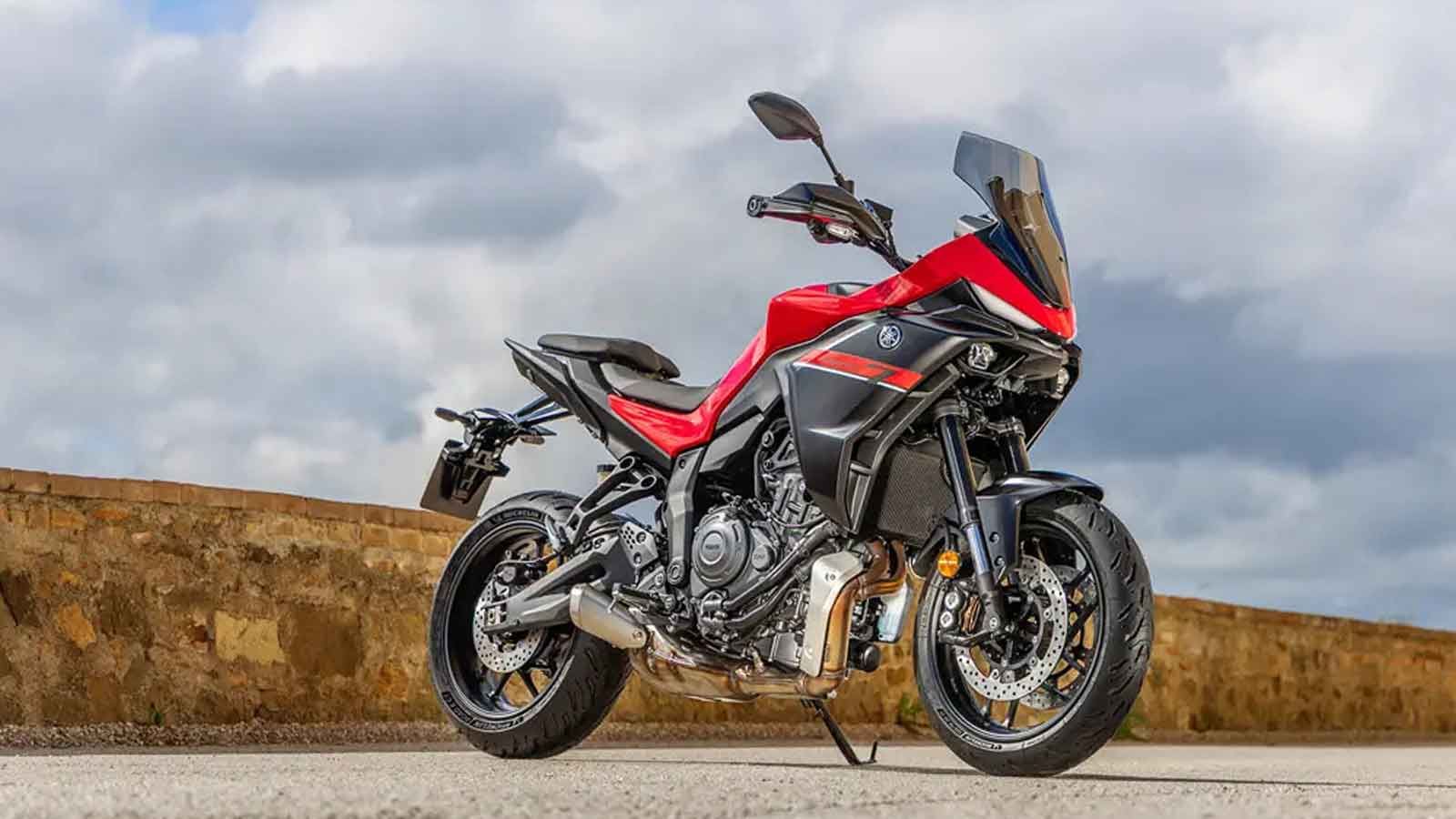 Το νέο Tracer 7 βασίζεται σε ένα ανανεωμένο πλαίσιο από χάλυβα υψηλής αντοχής