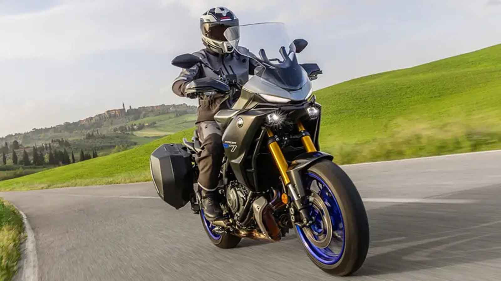 Ανακοινώθηκαν οι τιμές των νέων Yamaha Tracer 7 και Tracer 7 GT