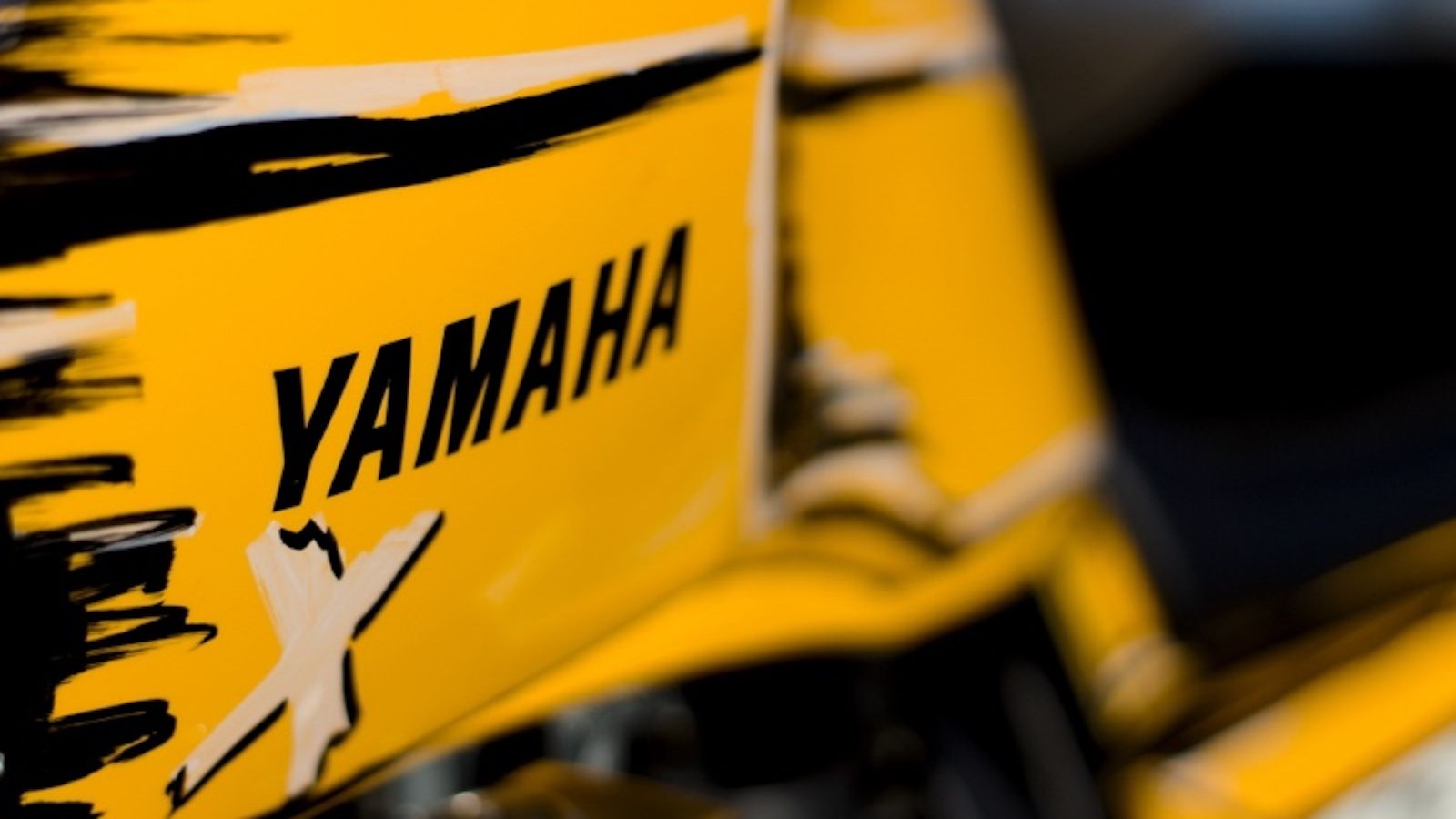 Yamaha 1300 XJR TR: Με πιρούνι από Super Duke; Για τον Kenny Roberts γίνεται!