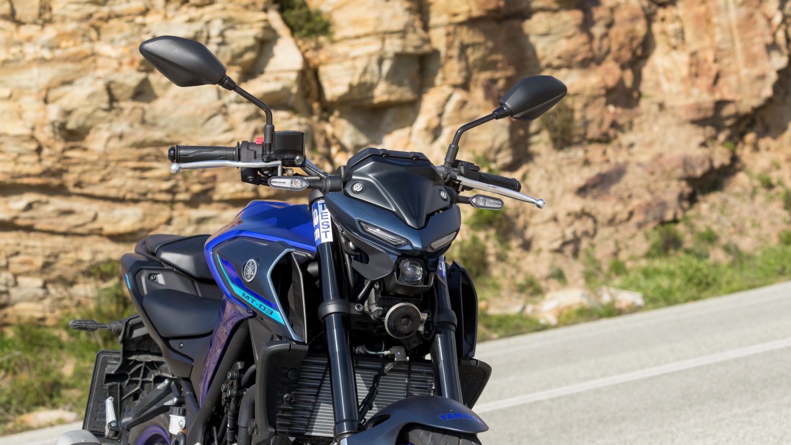 Minimal φιλοσοφία στον σχεδιασμό της μοτοσυκλέτας γενικότερα και ιδιαίτερα στην μάσκα εμπρός