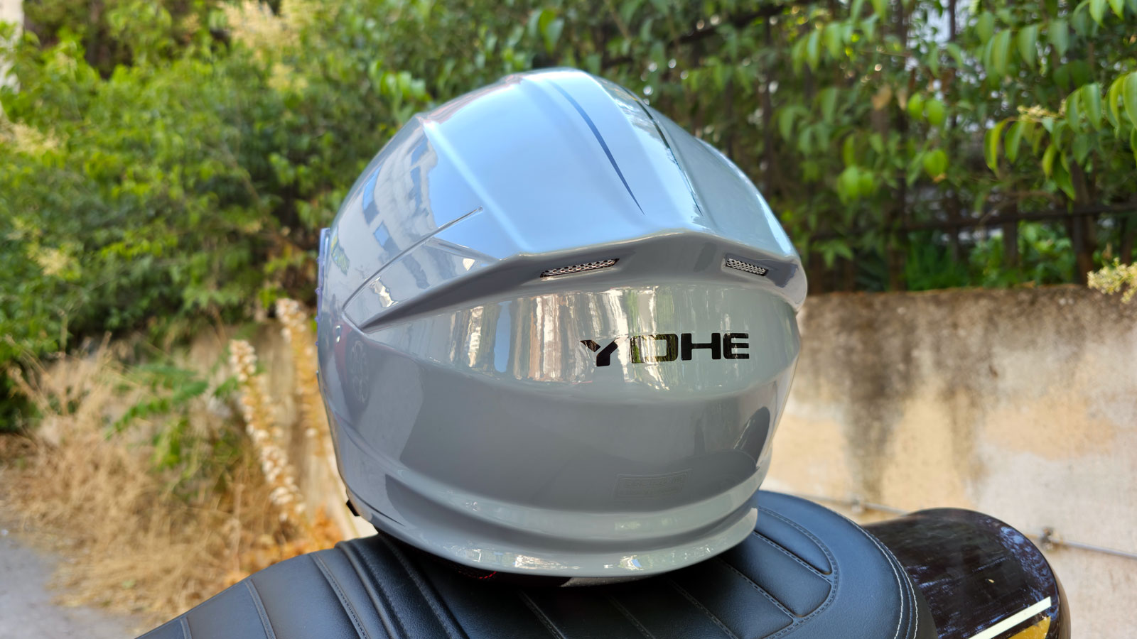 Test Yohe 935 SV: Προσιτό & ποιοτικό ανοιγόμενο κράνος με δώρο Bluetooth