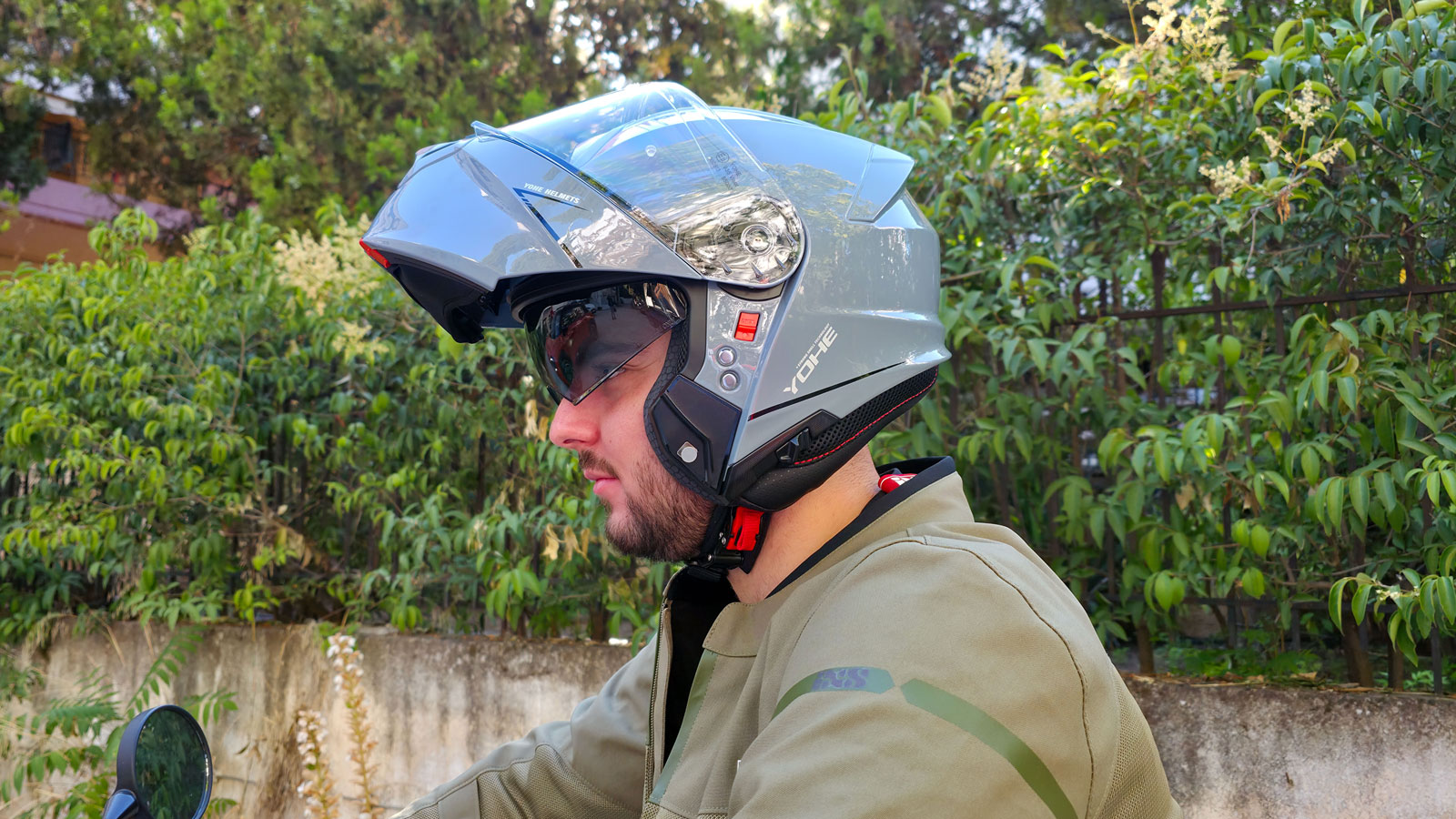 Test Yohe 935 SV: Προσιτό & ποιοτικό ανοιγόμενο κράνος με δώρο Bluetooth