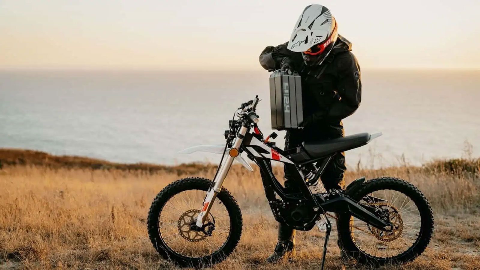 Η Zero Motorcycles, πρωτοπόρος στον χώρο των ηλεκτρικών μοτοσυκλετών, ανακοίνωσε επίσημα τη μεταφορά της παγκόσμιας έδρας της από την Καλιφόρνια στην 