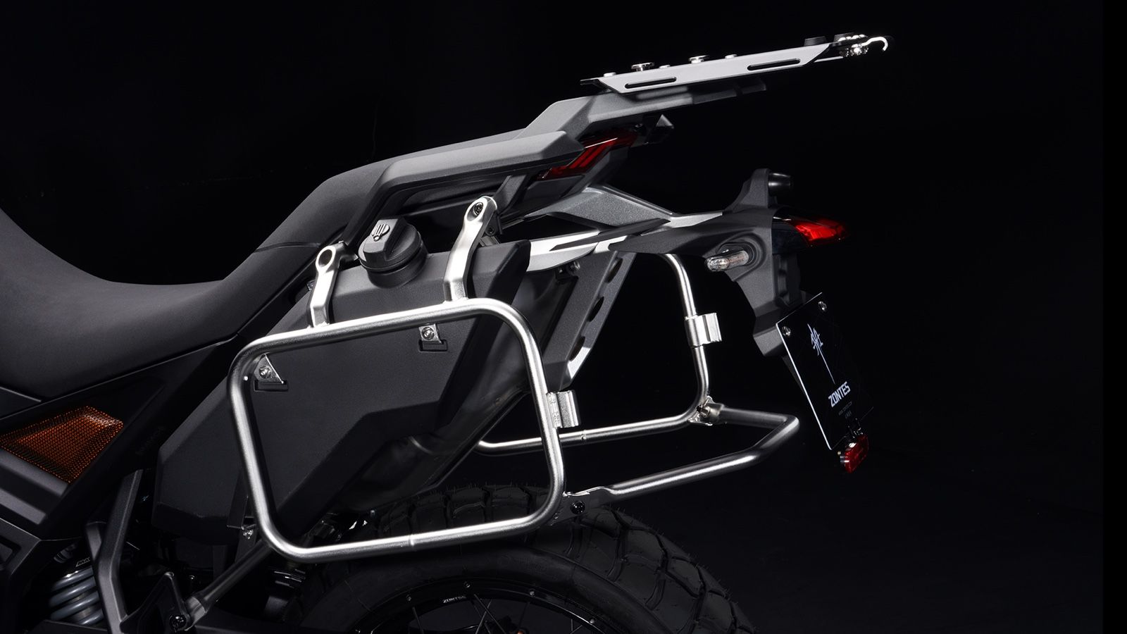 Zontes 703F: Έρχεται το Φεβρουάριο με 94 ίππους και πλούσιο ηλεκτρονικό πακέτο