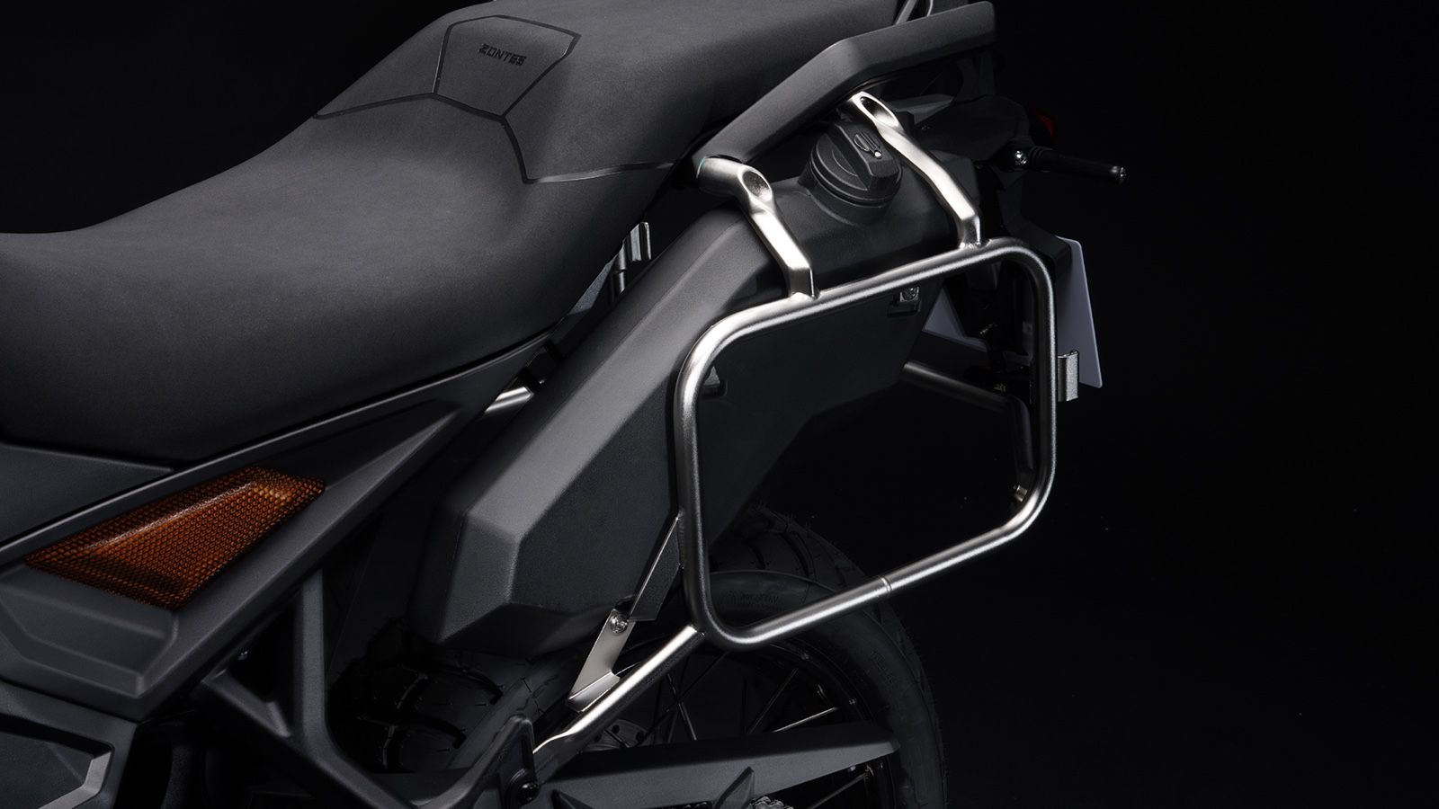 Zontes 703F: Έρχεται το Φεβρουάριο με 94 ίππους και πλούσιο ηλεκτρονικό πακέτο