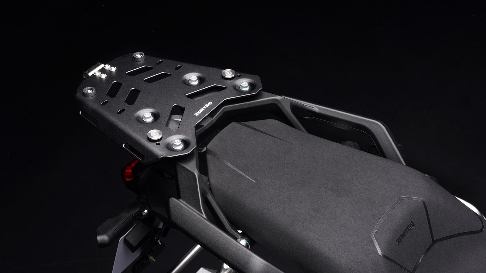 Zontes 703F: Έρχεται το Φεβρουάριο με 94 ίππους και πλούσιο ηλεκτρονικό πακέτο