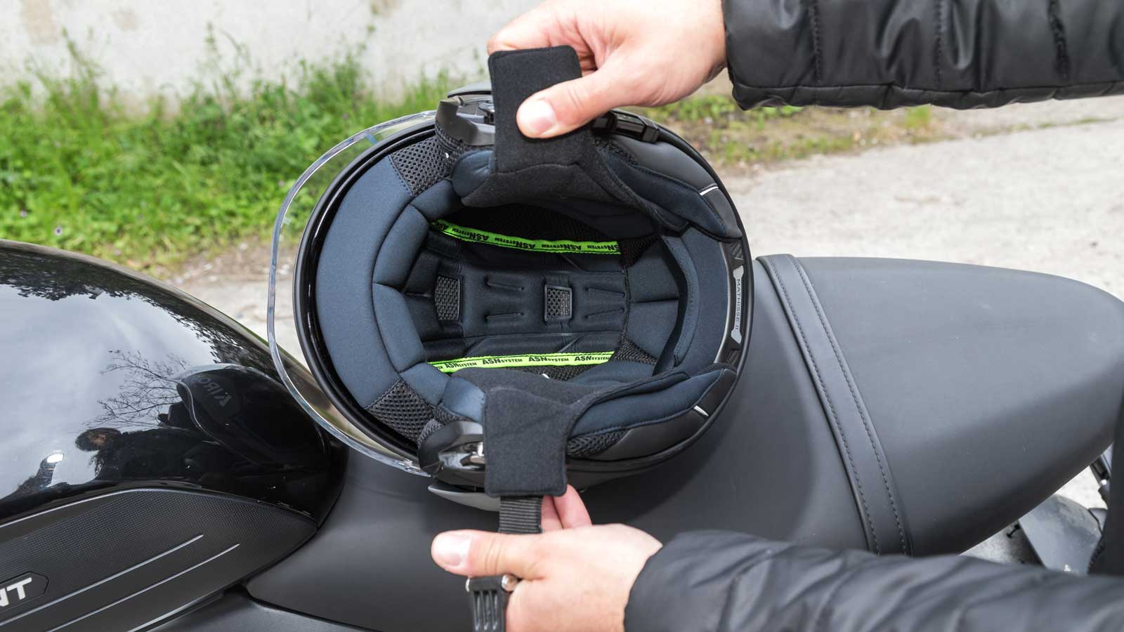 Κράνος Airoh Mathisse II: Flip-Up προστασία για κάθε συνθήκη