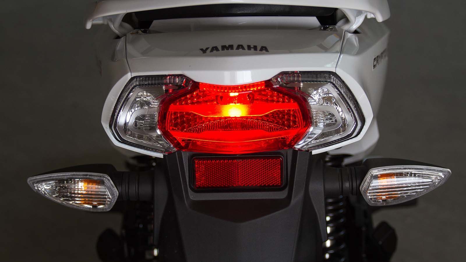 Φανάρι πίσω Yamaha Crypton S