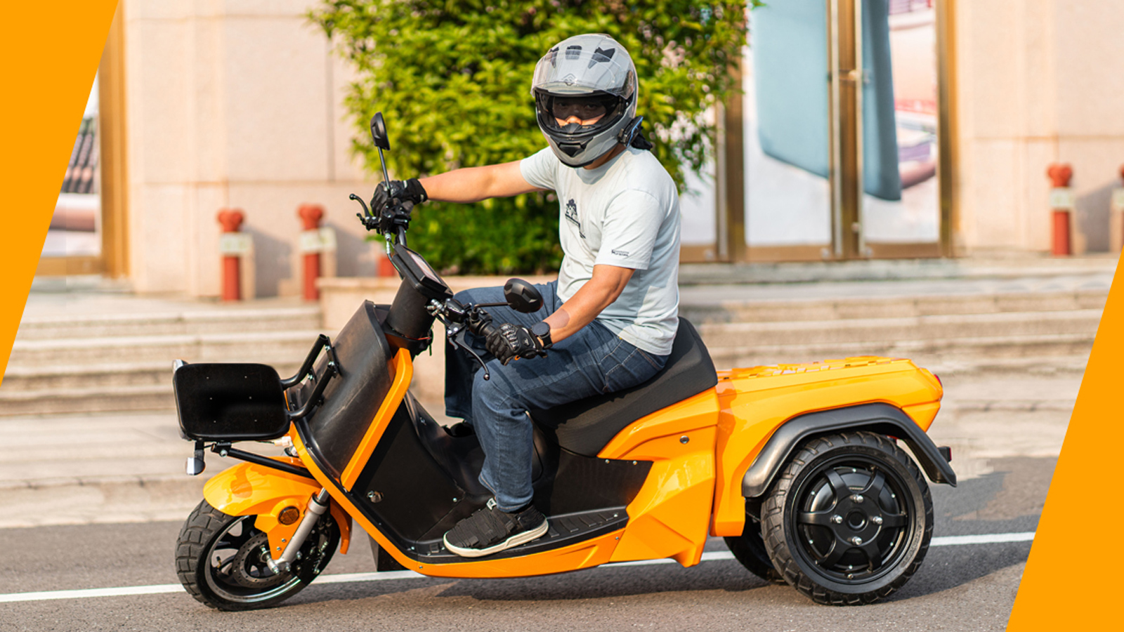 Daytona Hercules III: Επαγγελματικό με 3 τροχούς και 2 ηλεκτροκινητήρες