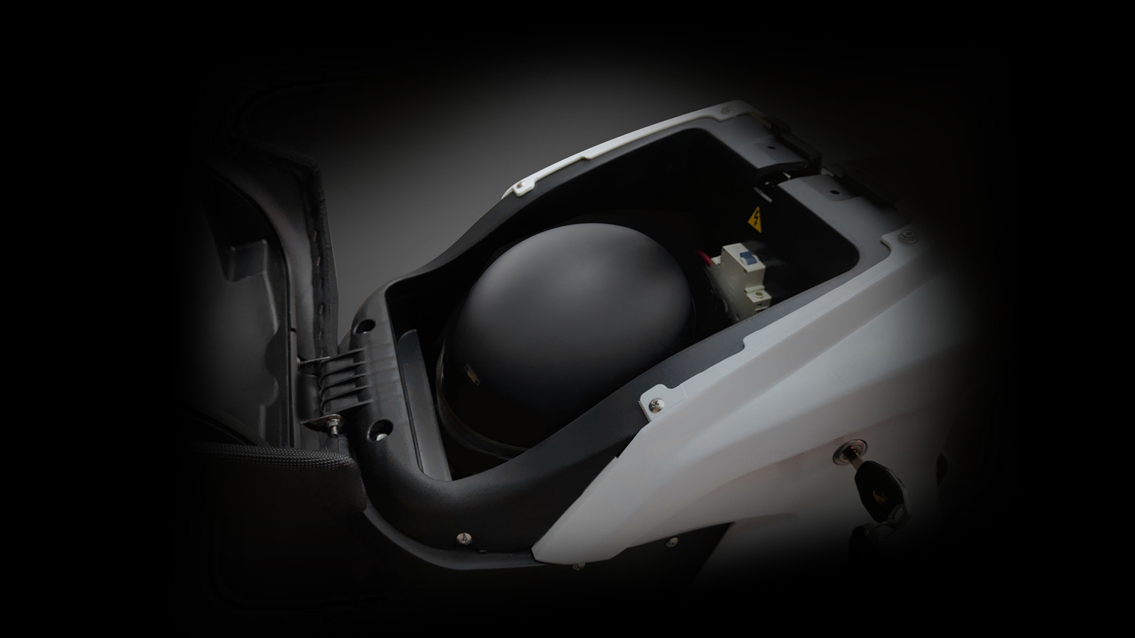 Daytona Hercules III: Επαγγελματικό με 3 τροχούς και 2 ηλεκτροκινητήρες