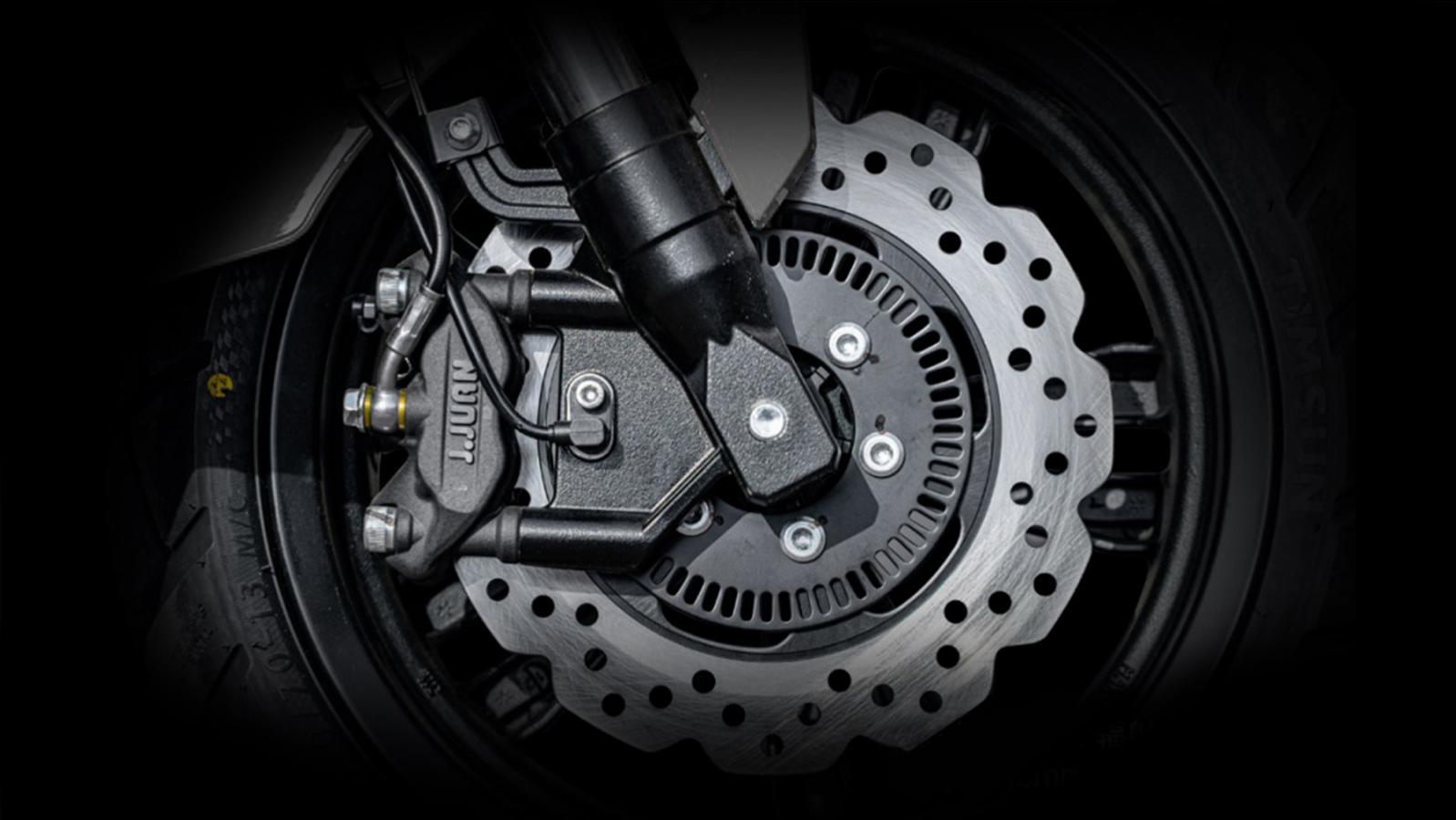 Daytona Virtus 250: “Κλείνει το μάτι” με επιθετική σχεδίαση και πλούσιο εξοπλισμό 