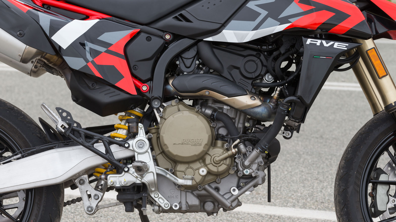 Ducati Hypermotard 698 Mono: “Eπιτίθεται” στην κατηγορία των supermotard