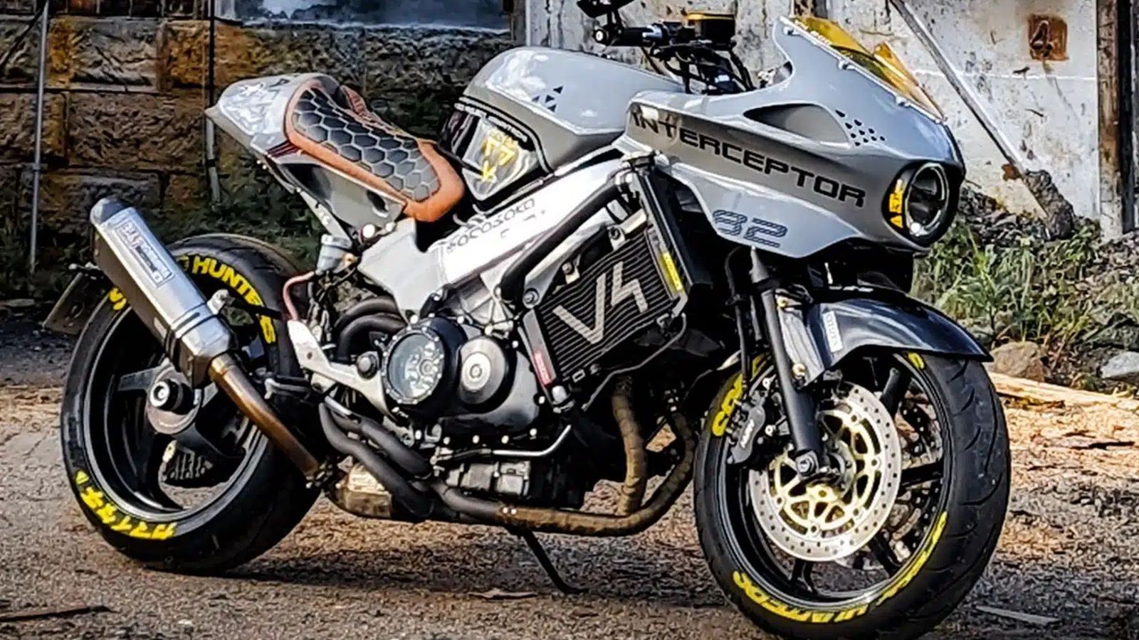Honda VFR800 Kamaitachi Interceptor: Κινητήρας V4 και Cyberpunk αισθητική