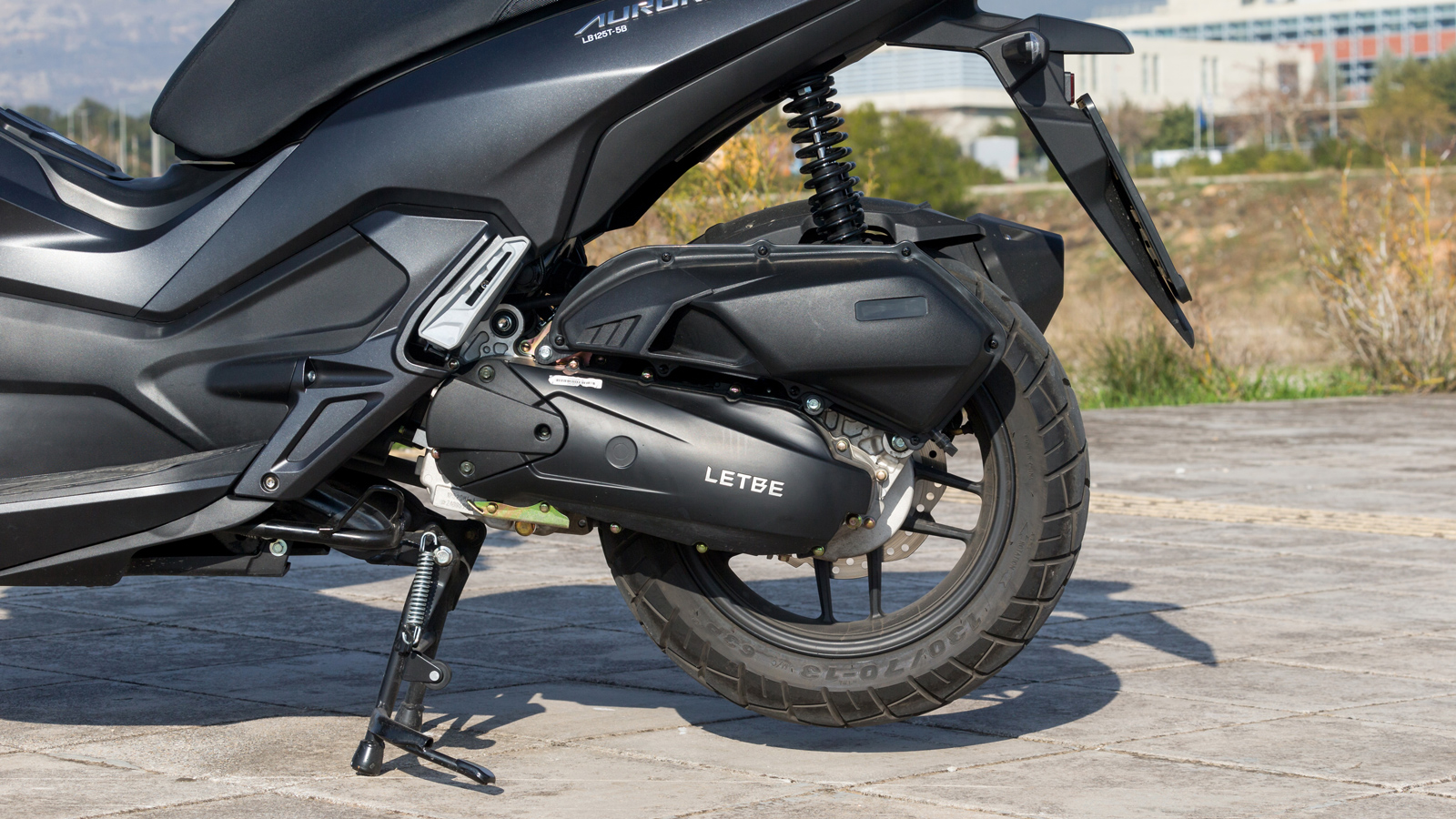 Ο κινητήρας έχει καλό ψεκασμό και δεν κομπιάζει στα απότομα άνοιξε-κλείσε του γκαζιού.