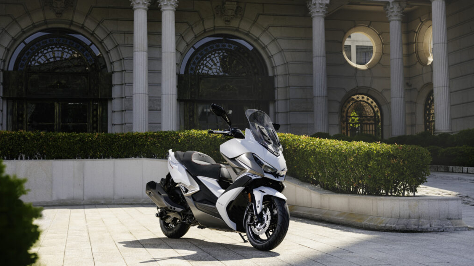 KYMCO Xciting VS 400, το πιο ελαφρύ, προσιτό 400αρι Scooter