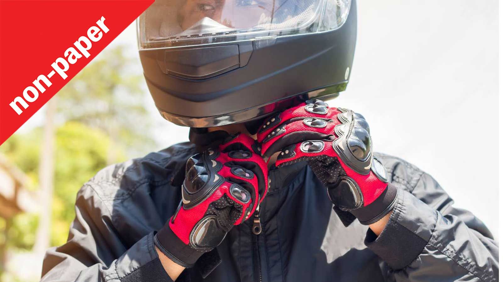 Αν μας αναφέρει κάποιος τη φράση «βασικός εξοπλισμός μοτοσυκλέτας», πολλοί από εμάς θα φέρουμε στο μυαλό μας παρόμοια πράγματα, σε καμία περίπτωση όμω