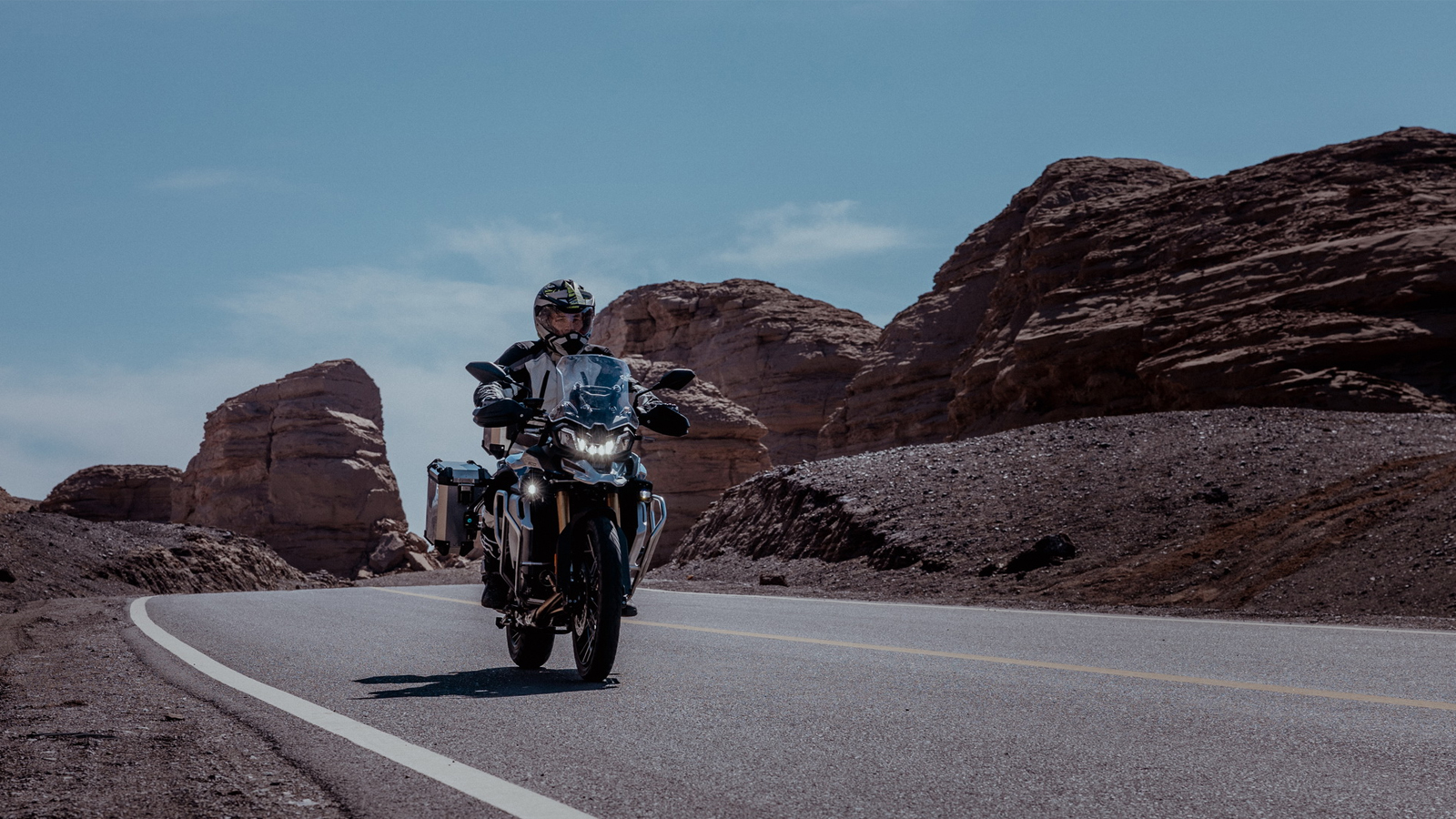 Voge DS900X: Η καλύτερα εξοπλισμένη μεσαία Adventure με 21”