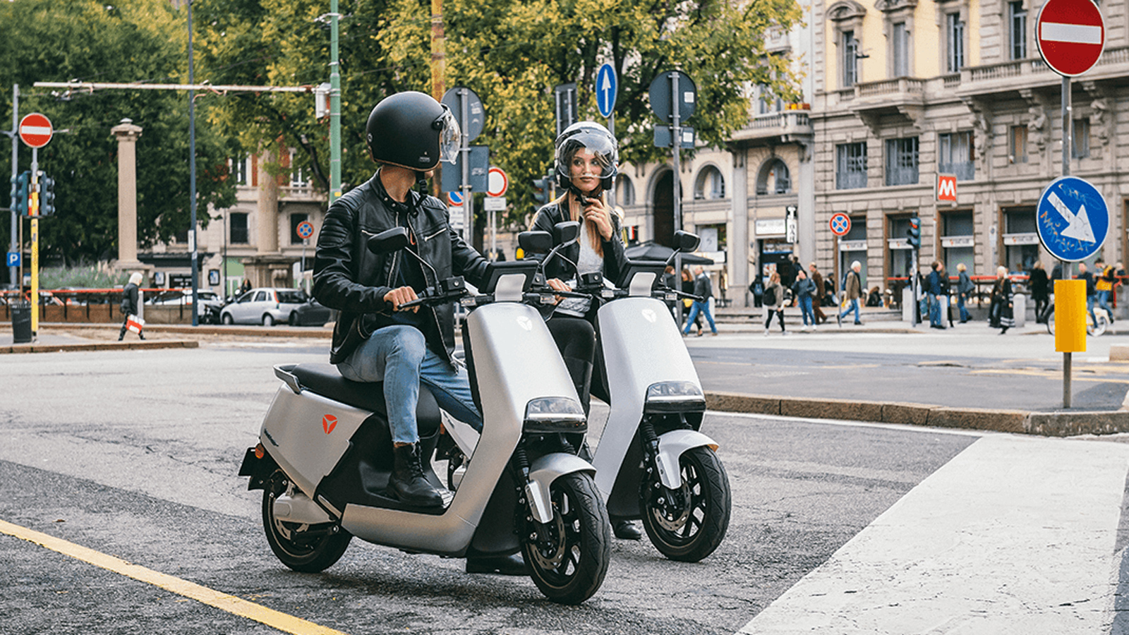 Yadea G5S: Με cruise control και δύο αποσπώμενες μπαταρίες