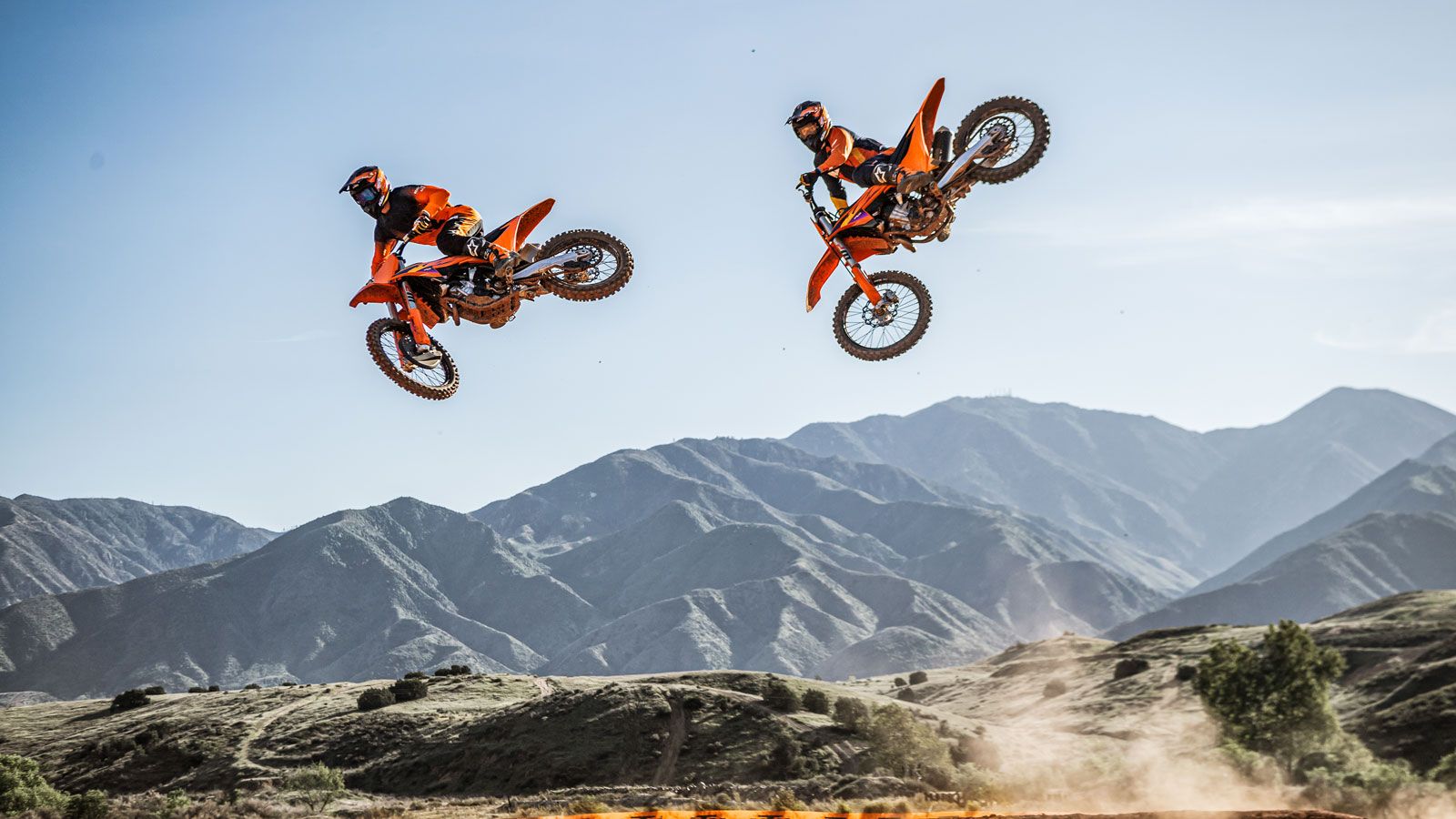 Η KTM αποκάλυψε την ανανεωμένη σειρά SX 2026, μια γκάμα που έρχεται να επανακαθορίσει τα στάνταρ στον κόσμο του motocross.