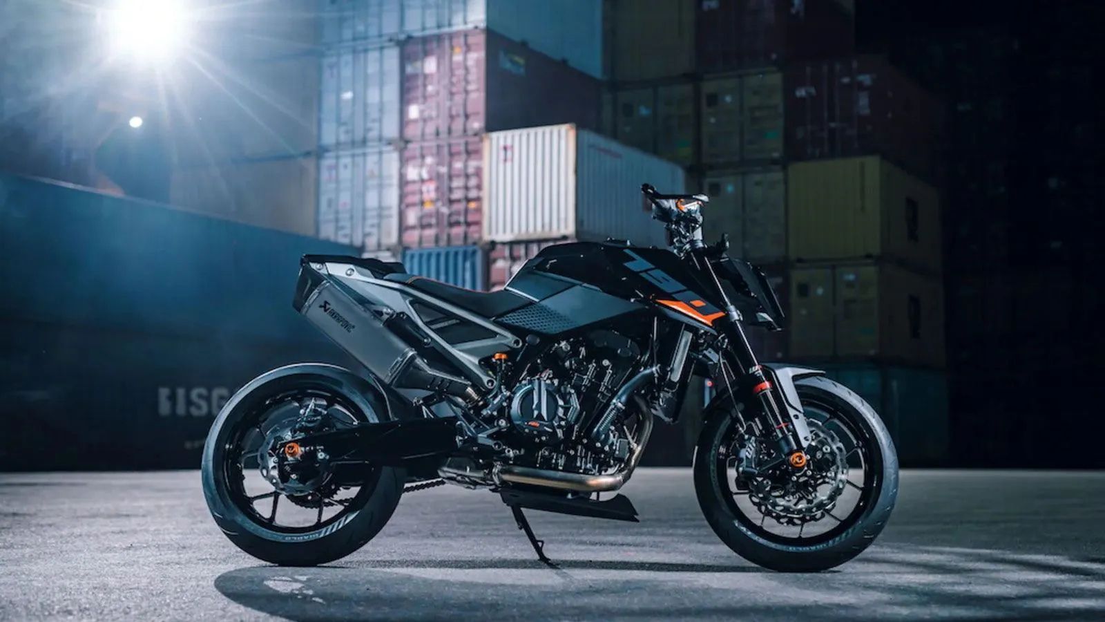 KTM 790 Duke: Δύο κιλά ελαφρύτερη και με νέα WP φρένα