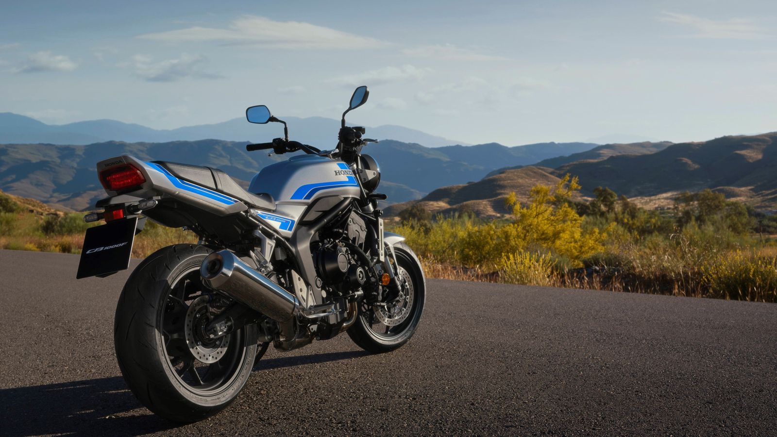 Honda CB1000F – Ρετρό χαρακτήρας με σύγχρονη ουσία