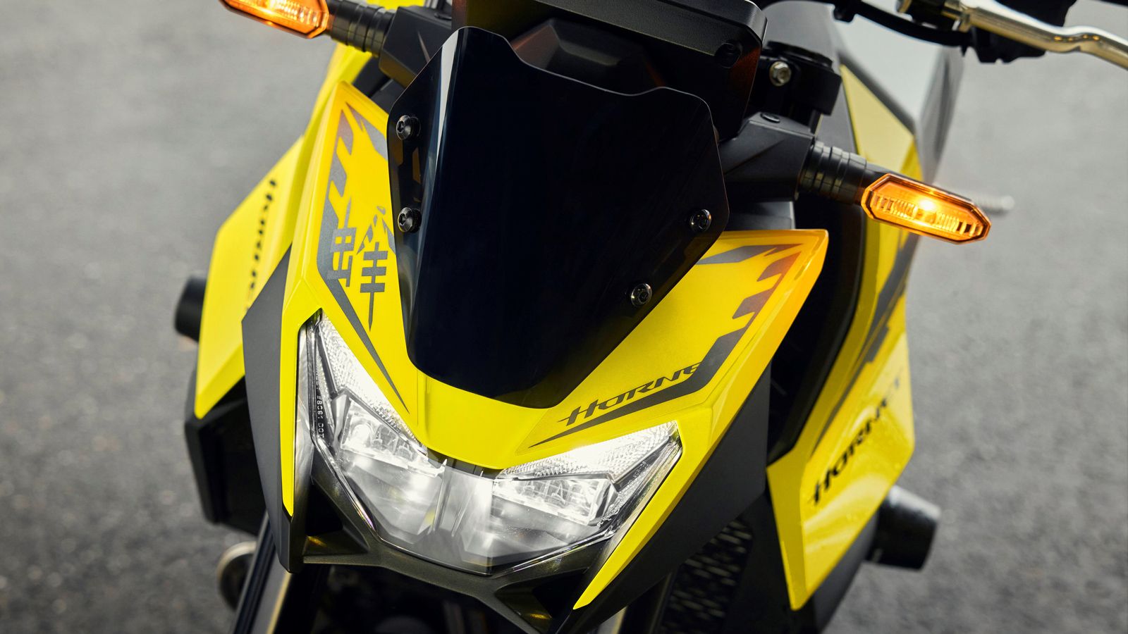 Honda CB750 Hornet 2026 – ελαφριά και με E-clutch πλέον