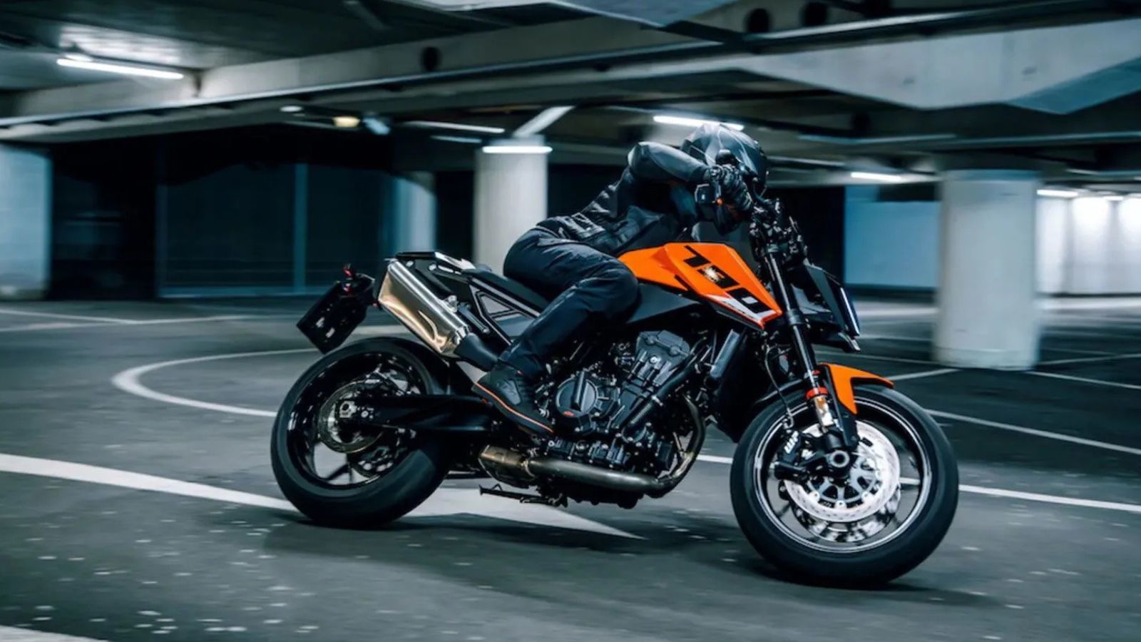 KTM 790 Duke: Δύο κιλά ελαφρύτερη και με νέα WP φρένα