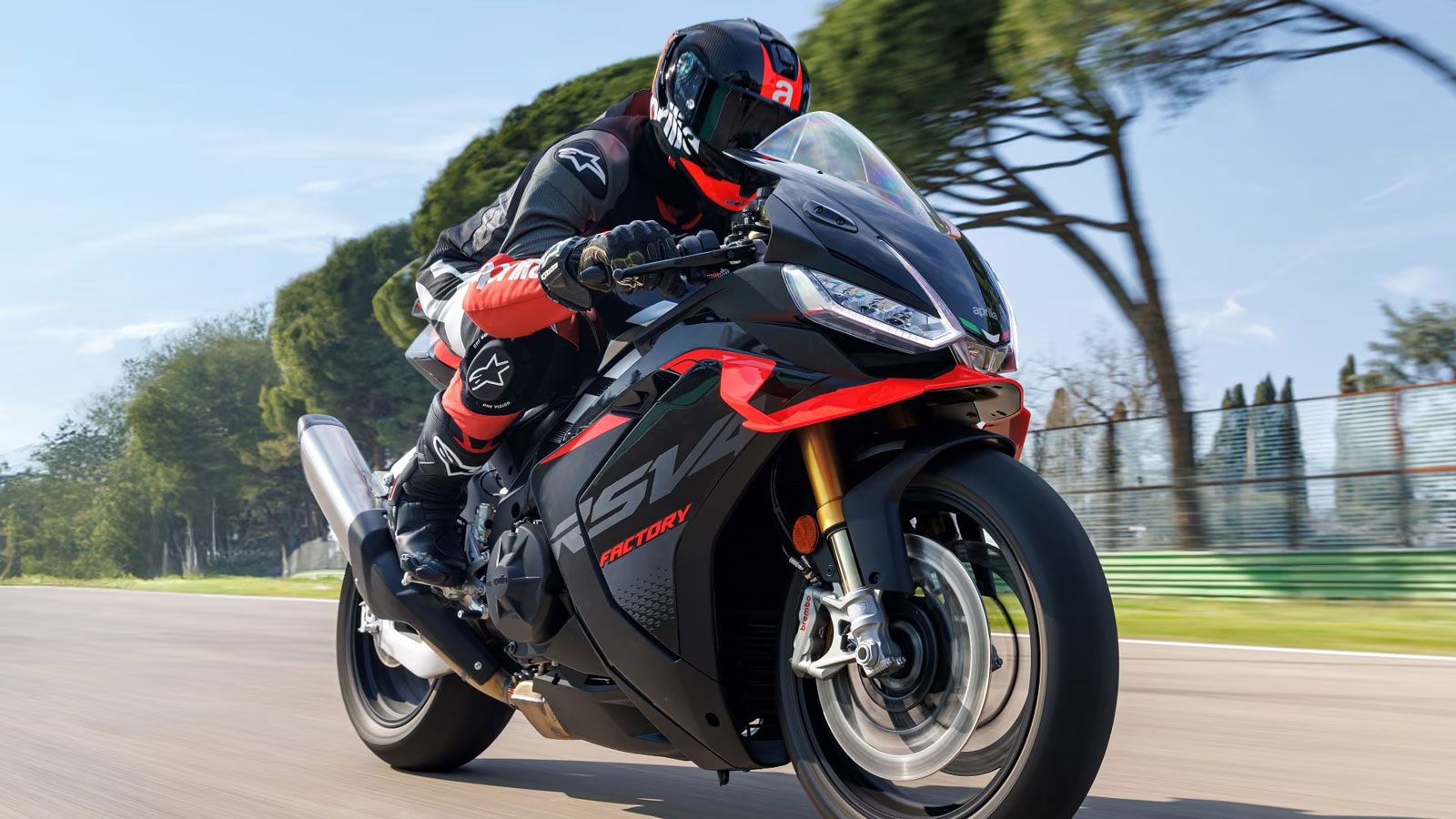 Aprilia RSV4 Factory