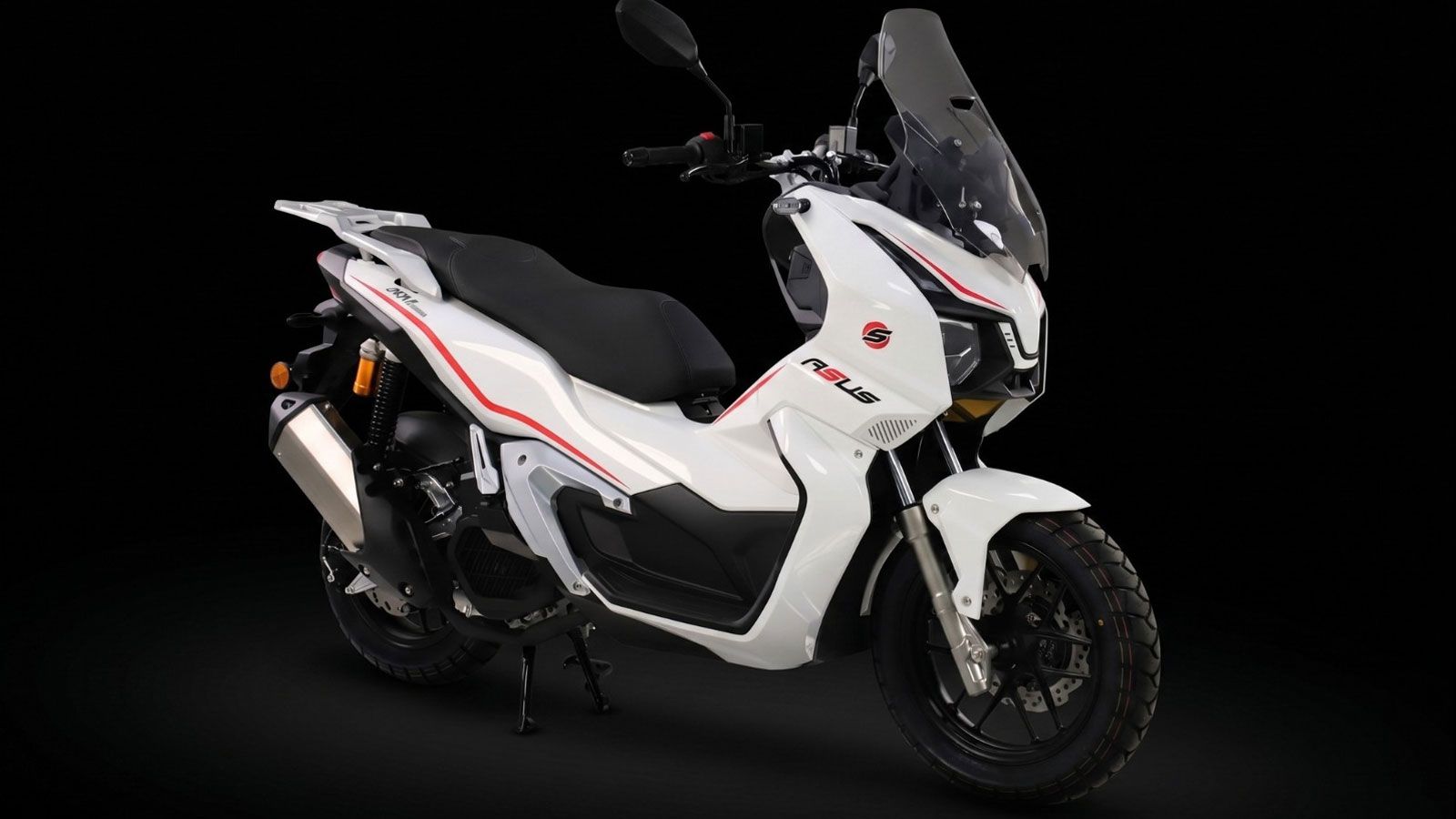 Νέο Adventure scooter με τεχνολογία eSP και τιμή 2.590 ευρώ