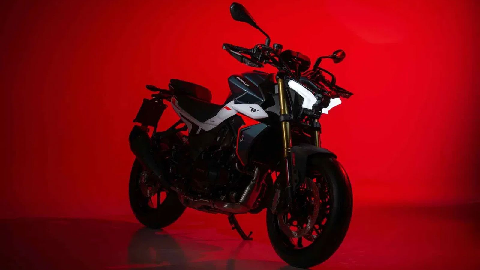 Benelli TNT 550: Νέο μεσαίο naked με 56 ίππους έρχεται το 2026