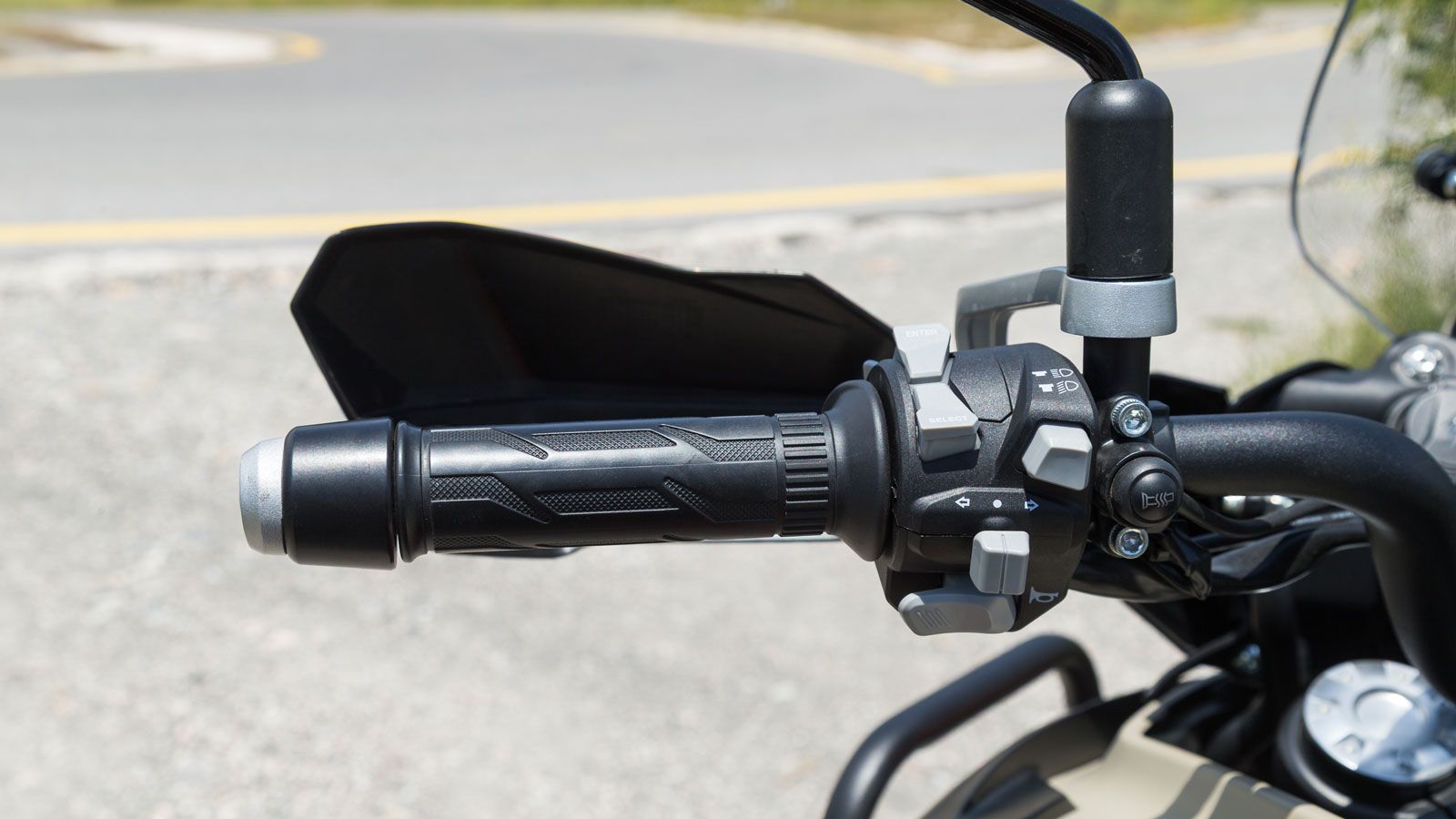 Benelli TRK 702 X