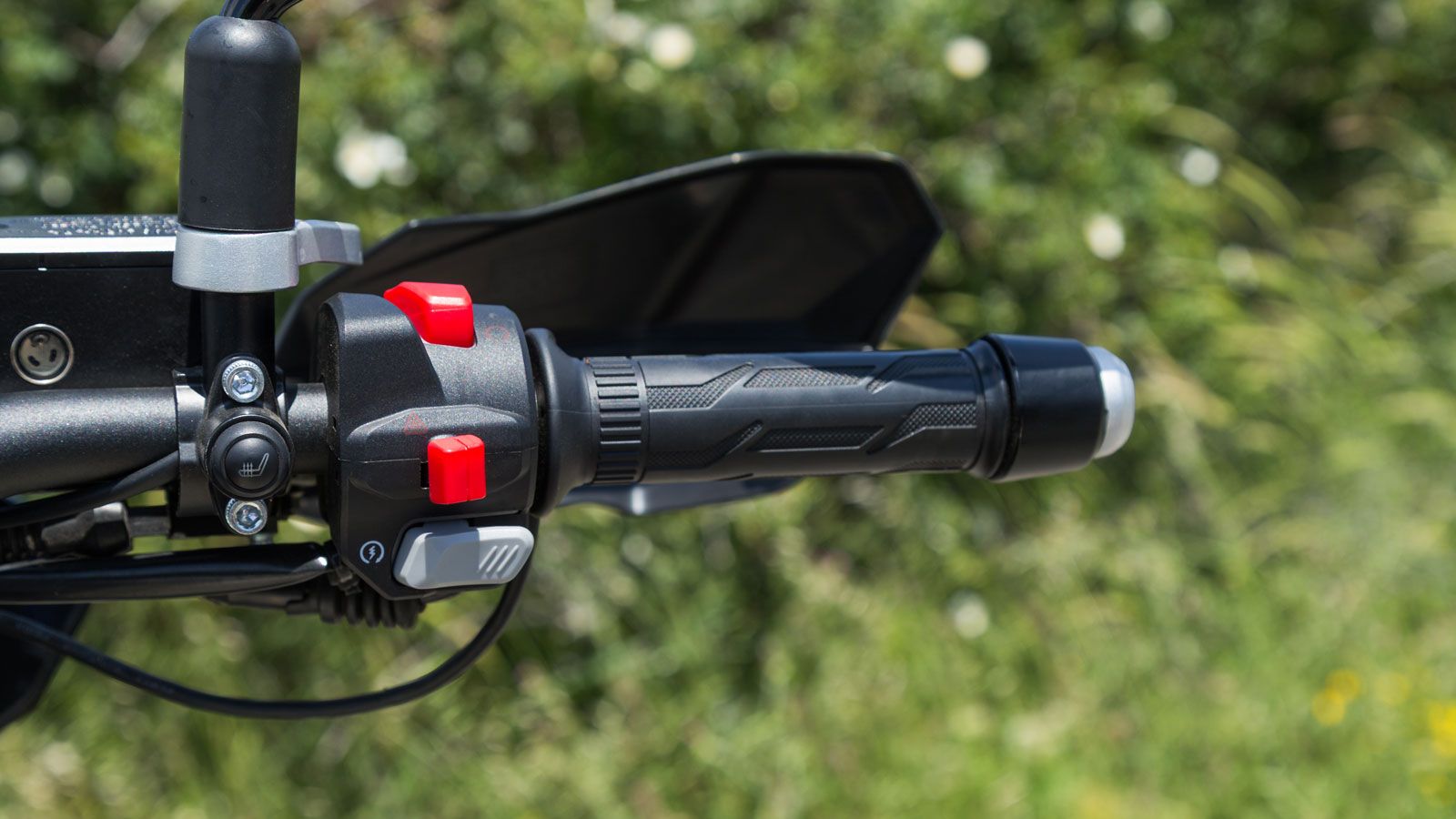 Benelli TRK 702 X